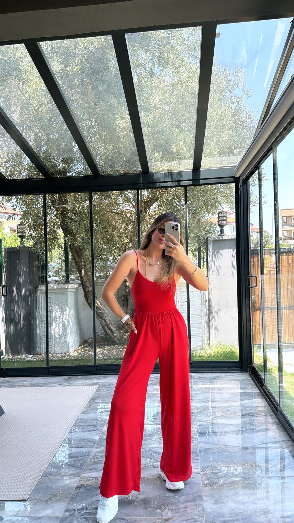 Kırmızı Modal İp Askılı Salaş Cepli Tulum