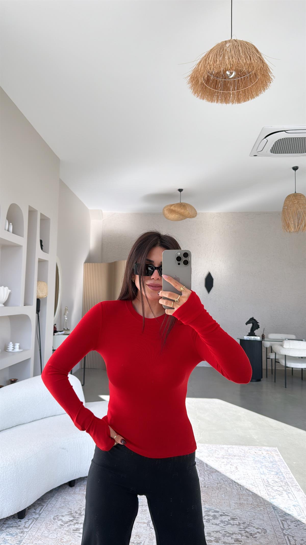 Kırmızı Parmak Geçme Oys Kumaş Body