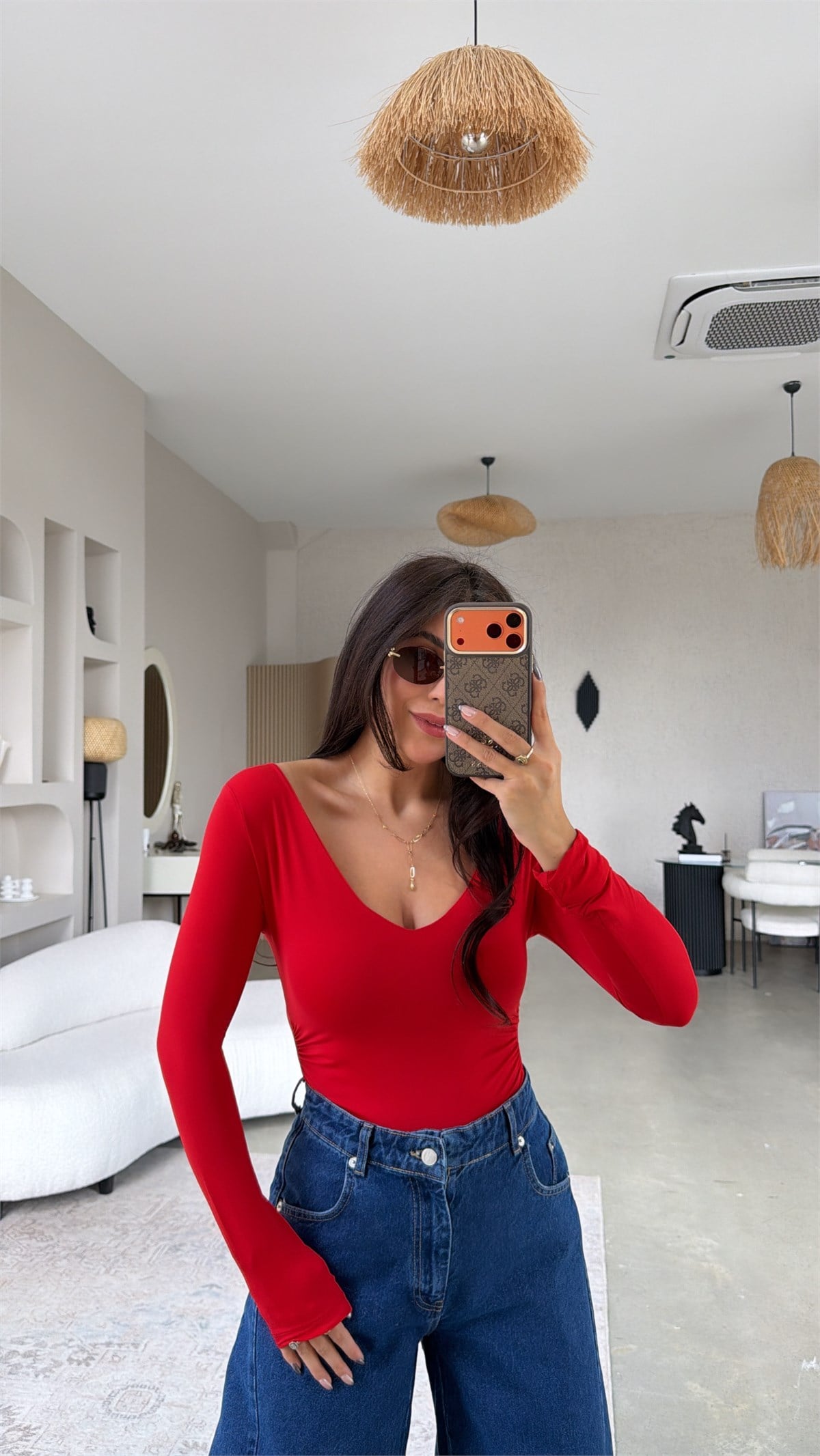 Kırmızı V Yaka Polyamid Bodysuit