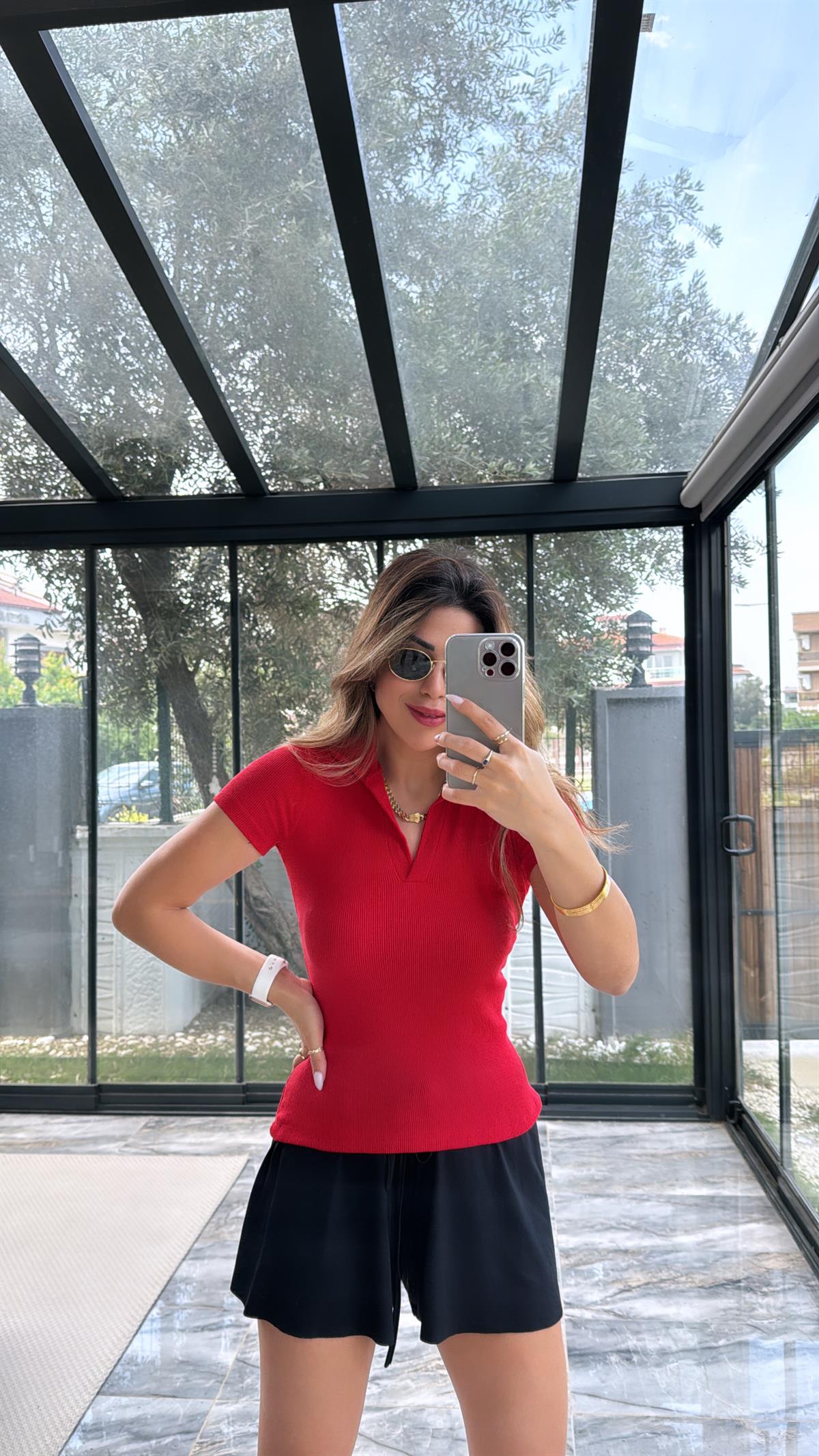 Kırmızı Yakalı Ribana Tshirt