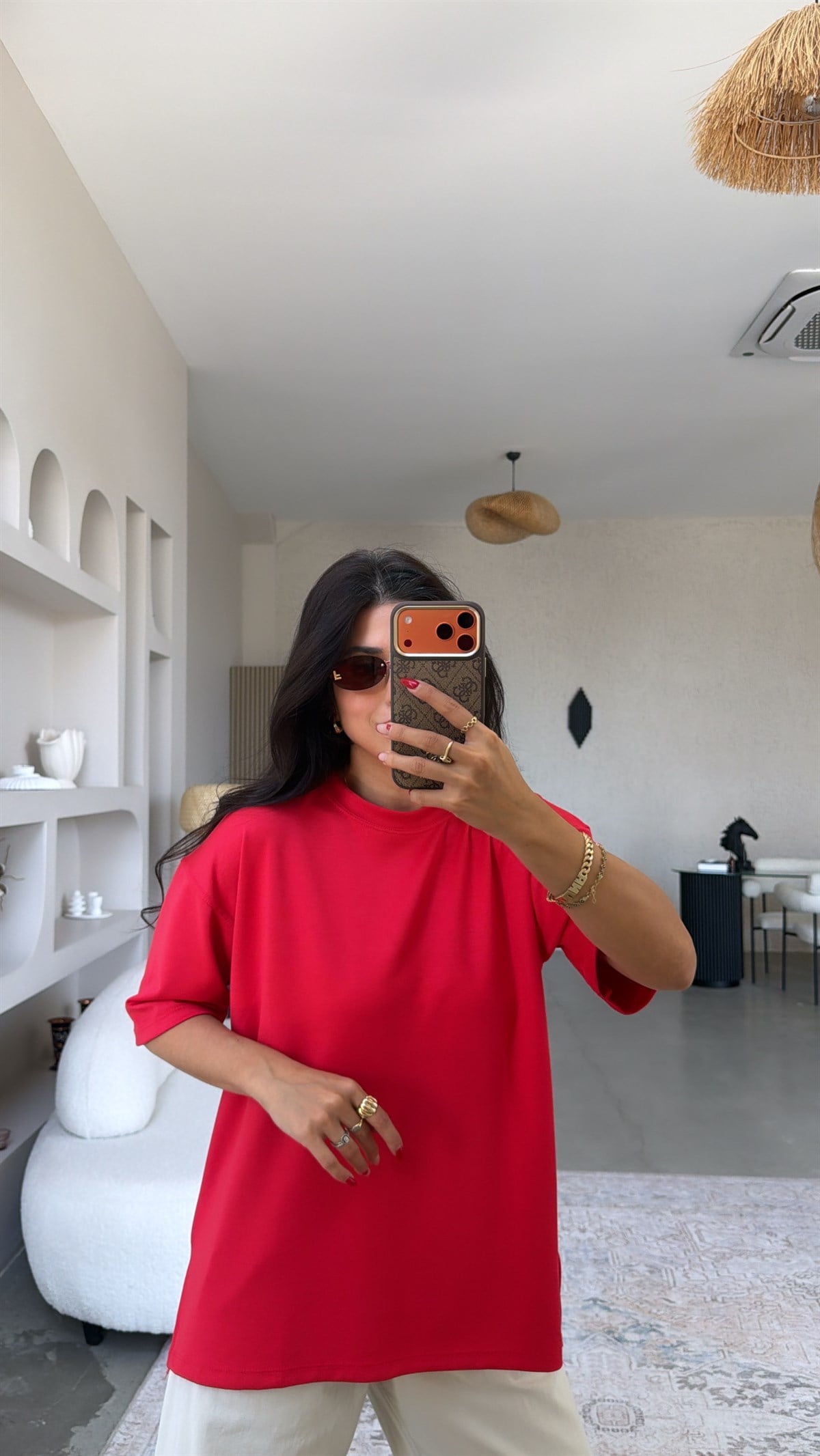 Kırmızı Yanı Minik Yırtmaçlı Oversize Modal Tshirt
