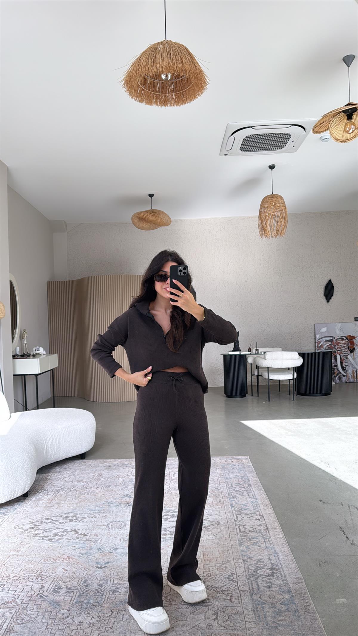 Koyu Kahverengi Yarım Fermuarlı Fitilli Basic Takım
