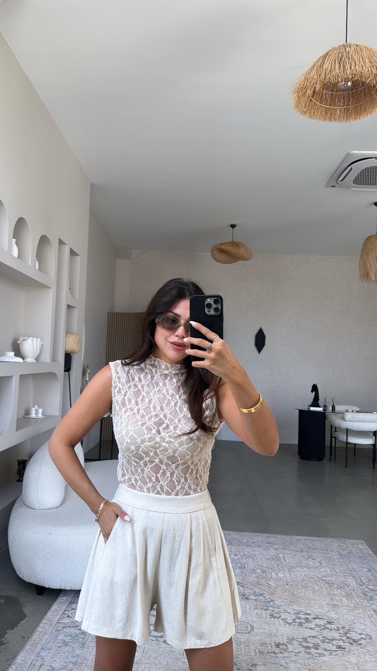 Krem Dik Yaka Tül Bluz