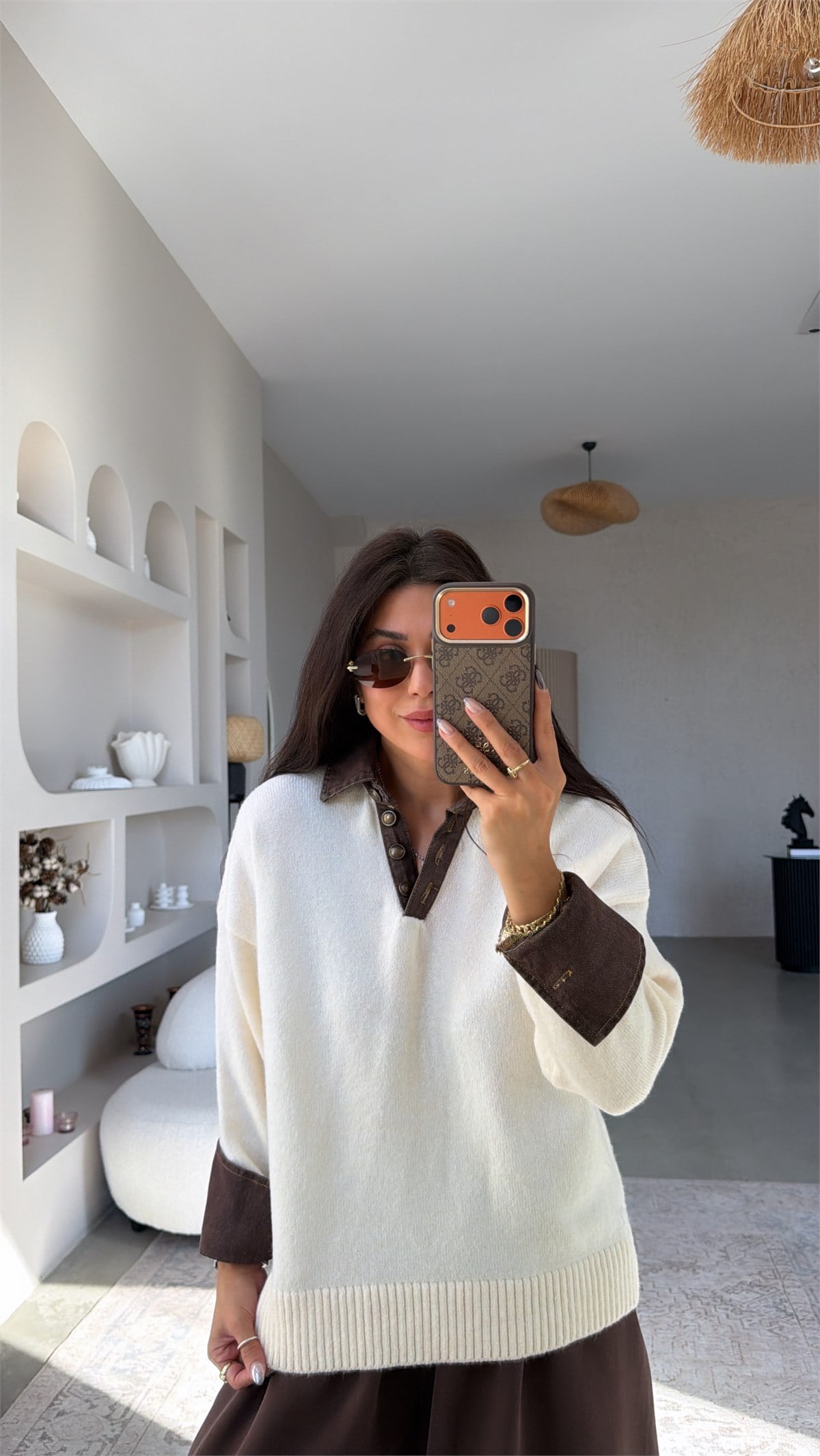 Krem Kahve Denim Detaylı Yakalı Kazak