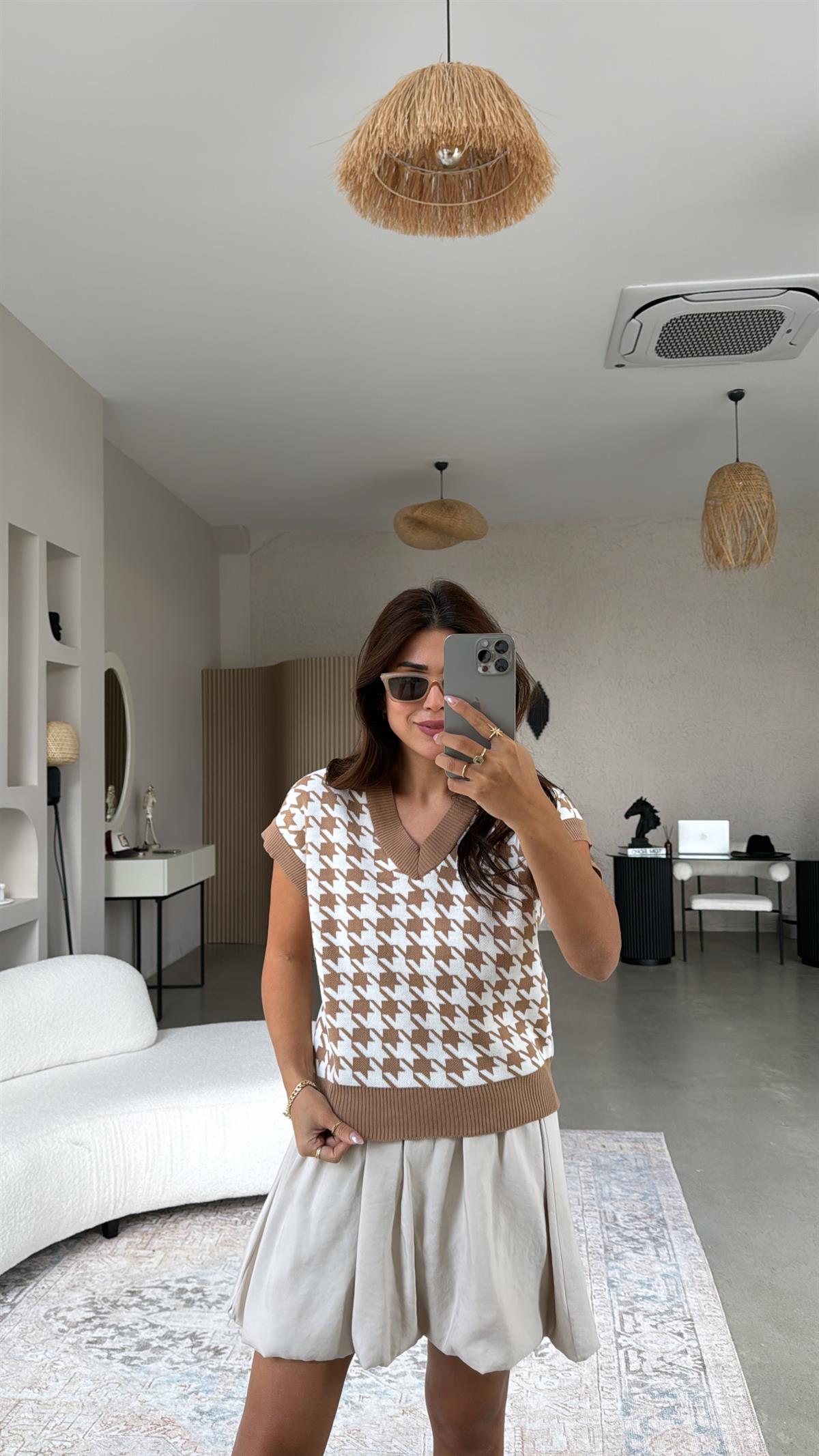 Krem Kahverengi Kazayağı Triko Bluz