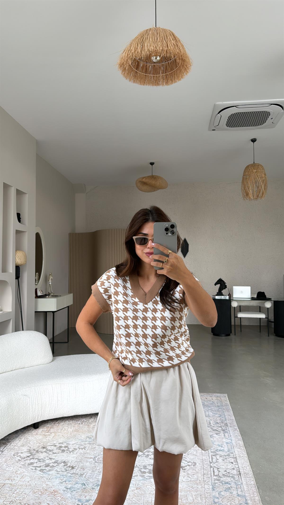 Krem Kahverengi Kazayağı Triko Bluz