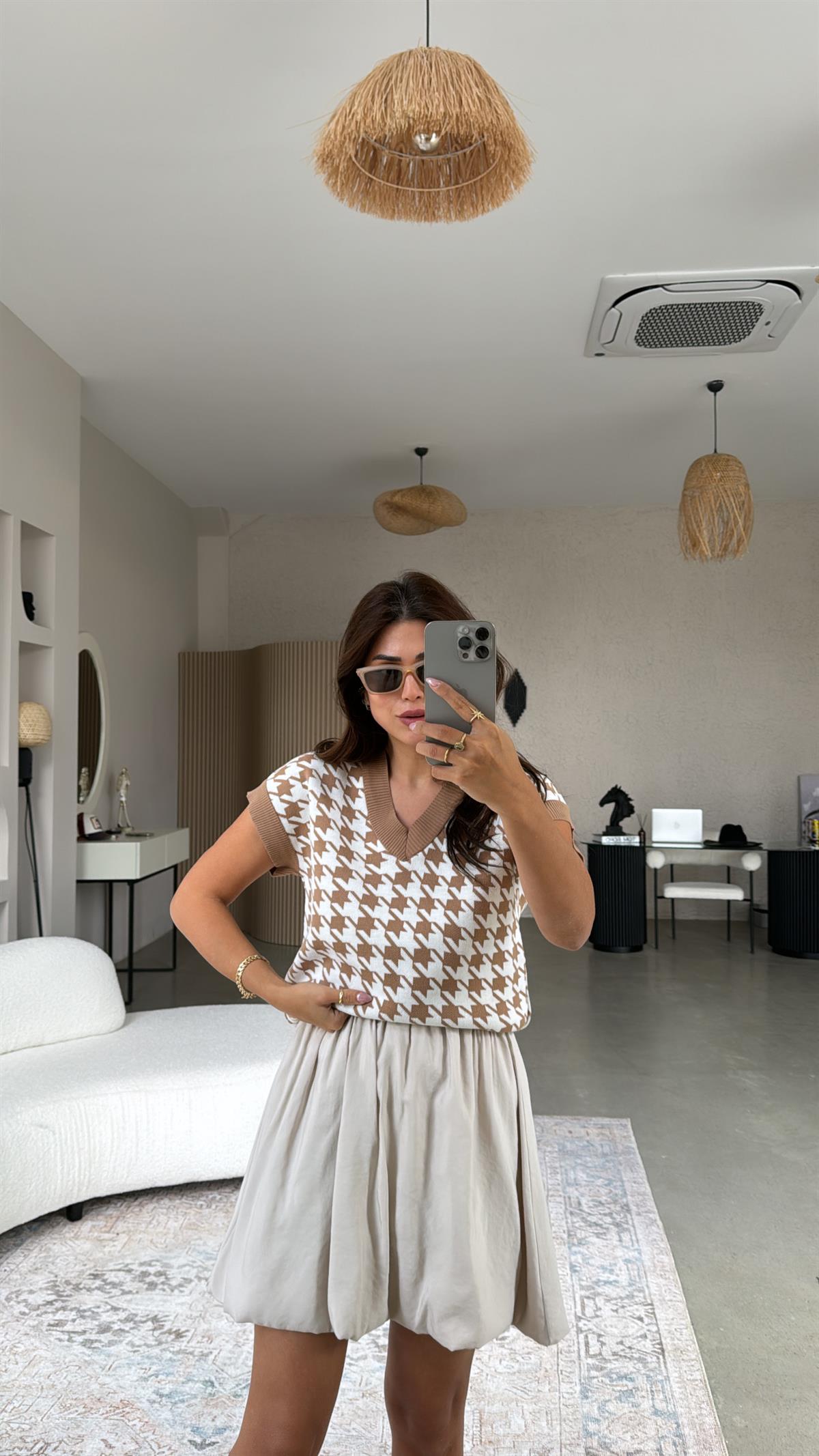 Krem Kahverengi Kazayağı Triko Bluz