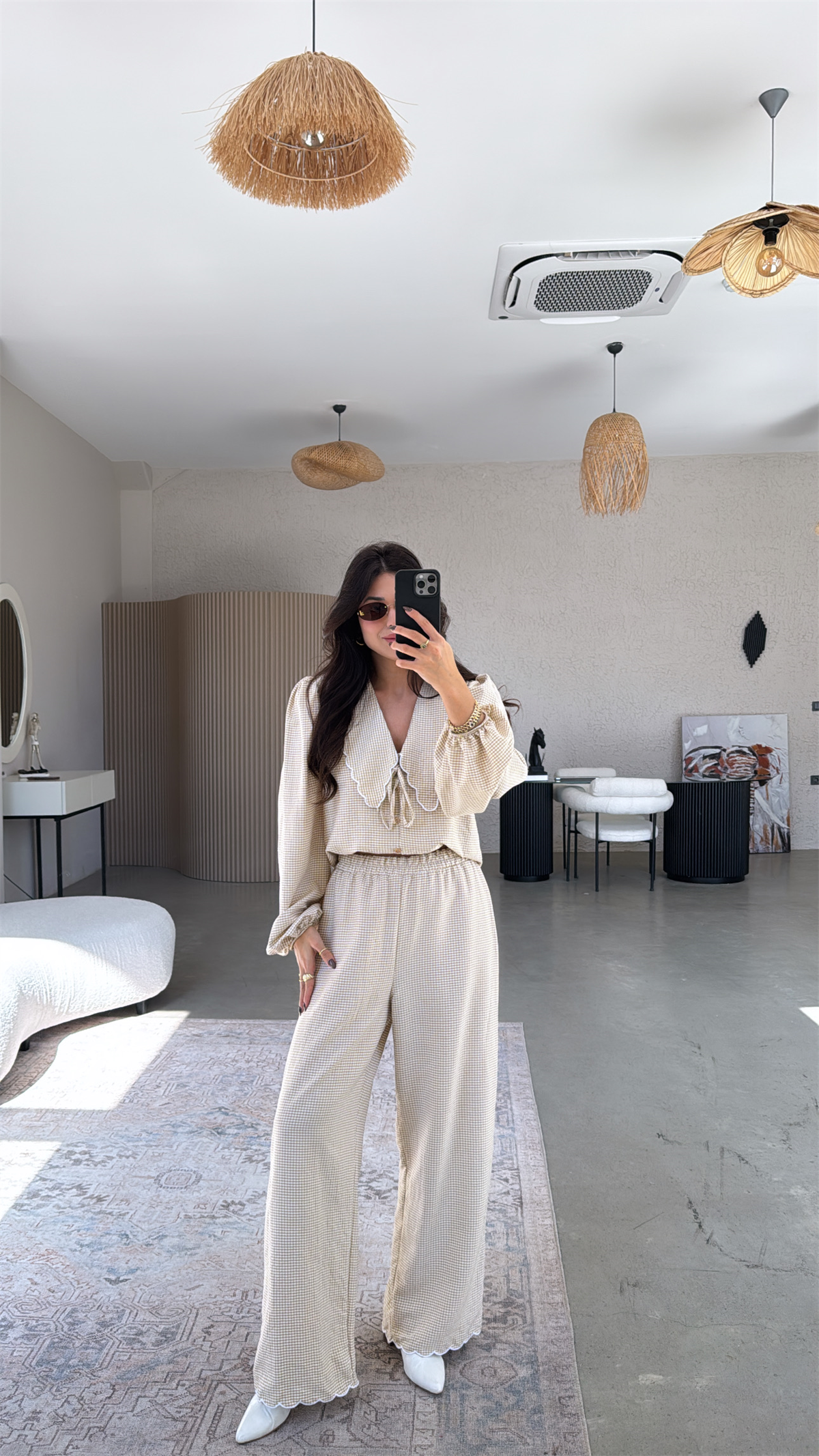 Krem Pötikareli Romantik Pantolon Bluz Takım