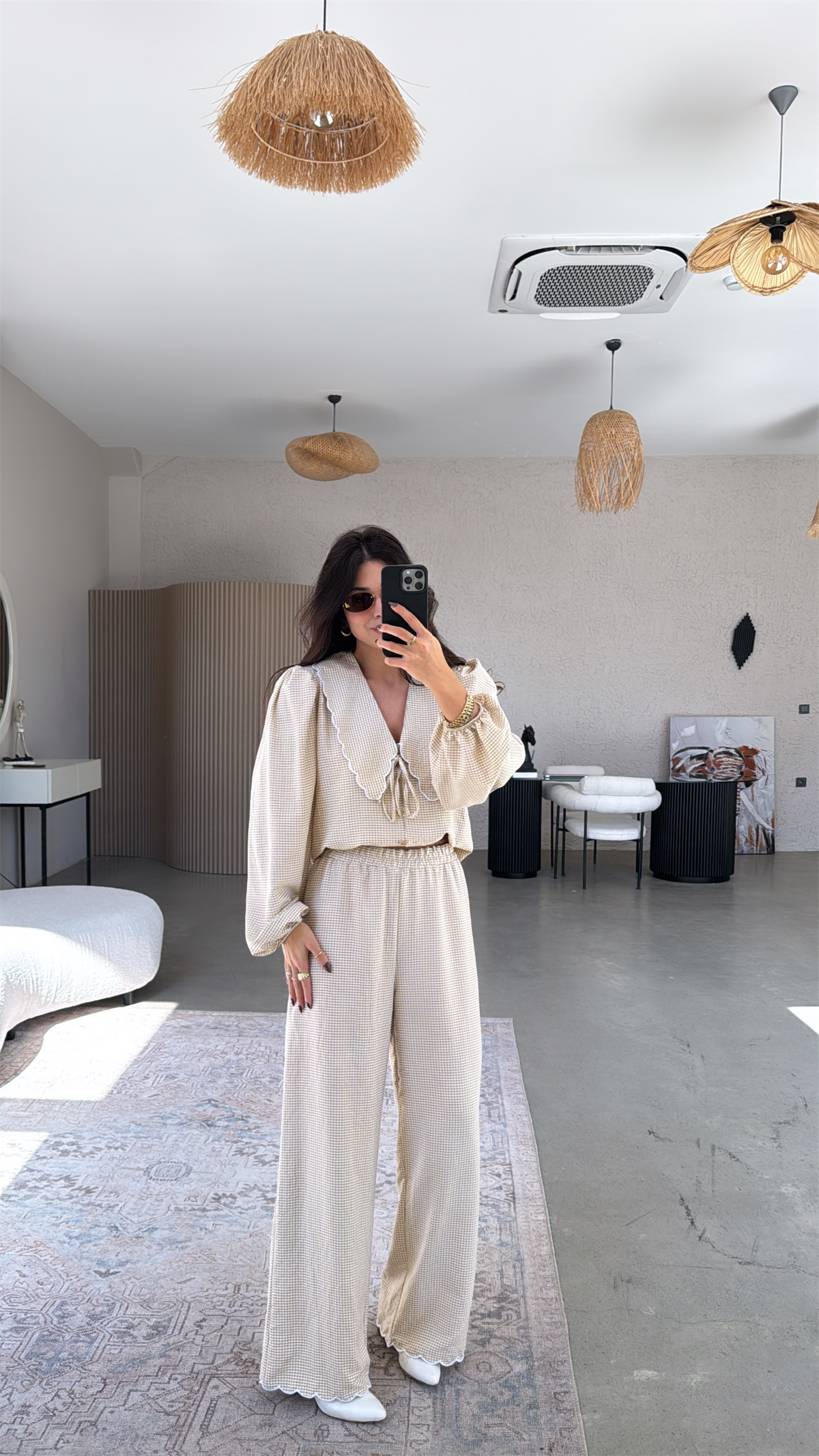 Krem Pötikareli Romantik Pantolon Bluz Takım