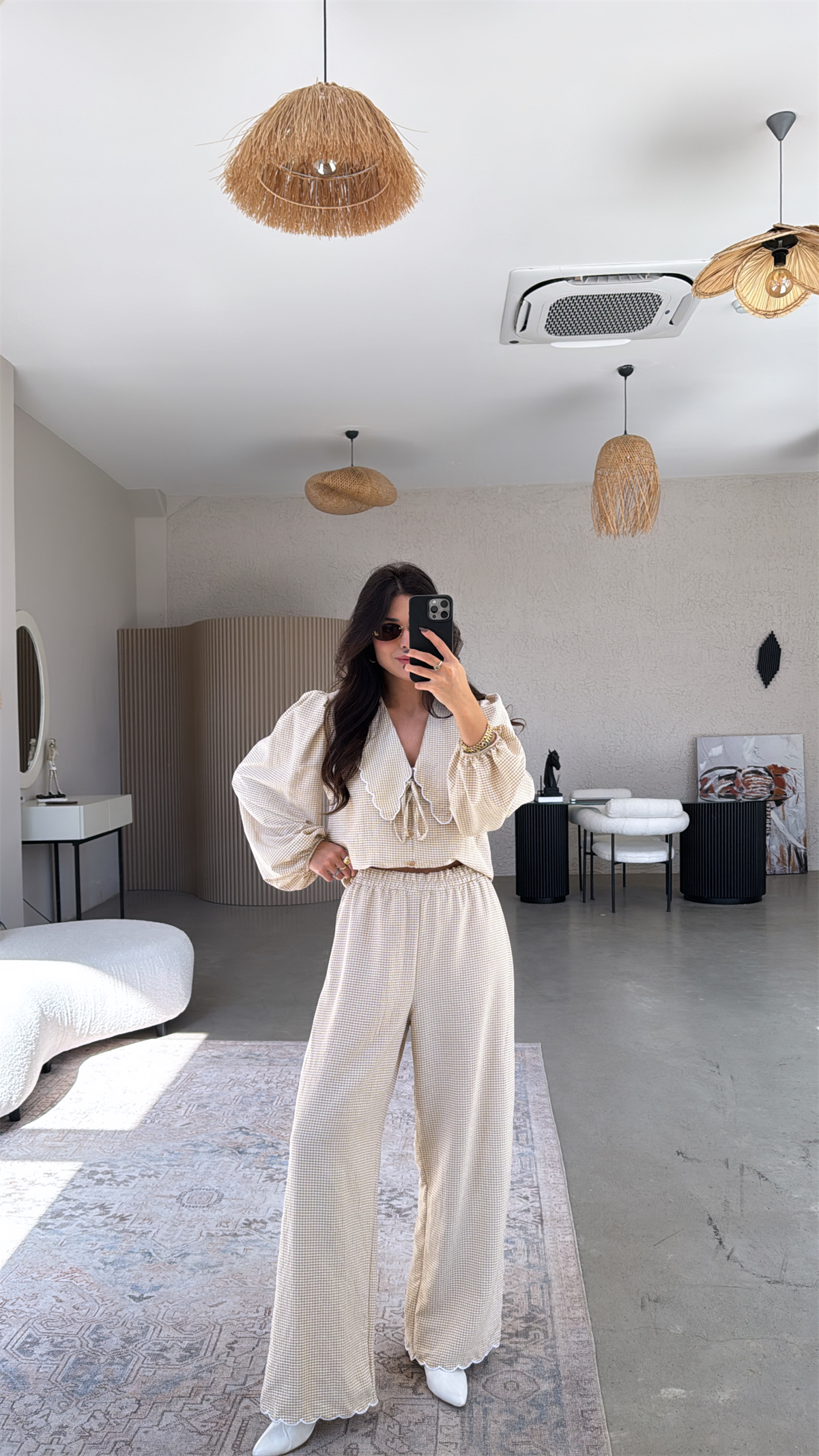 Krem Pötikareli Romantik Pantolon Bluz Takım