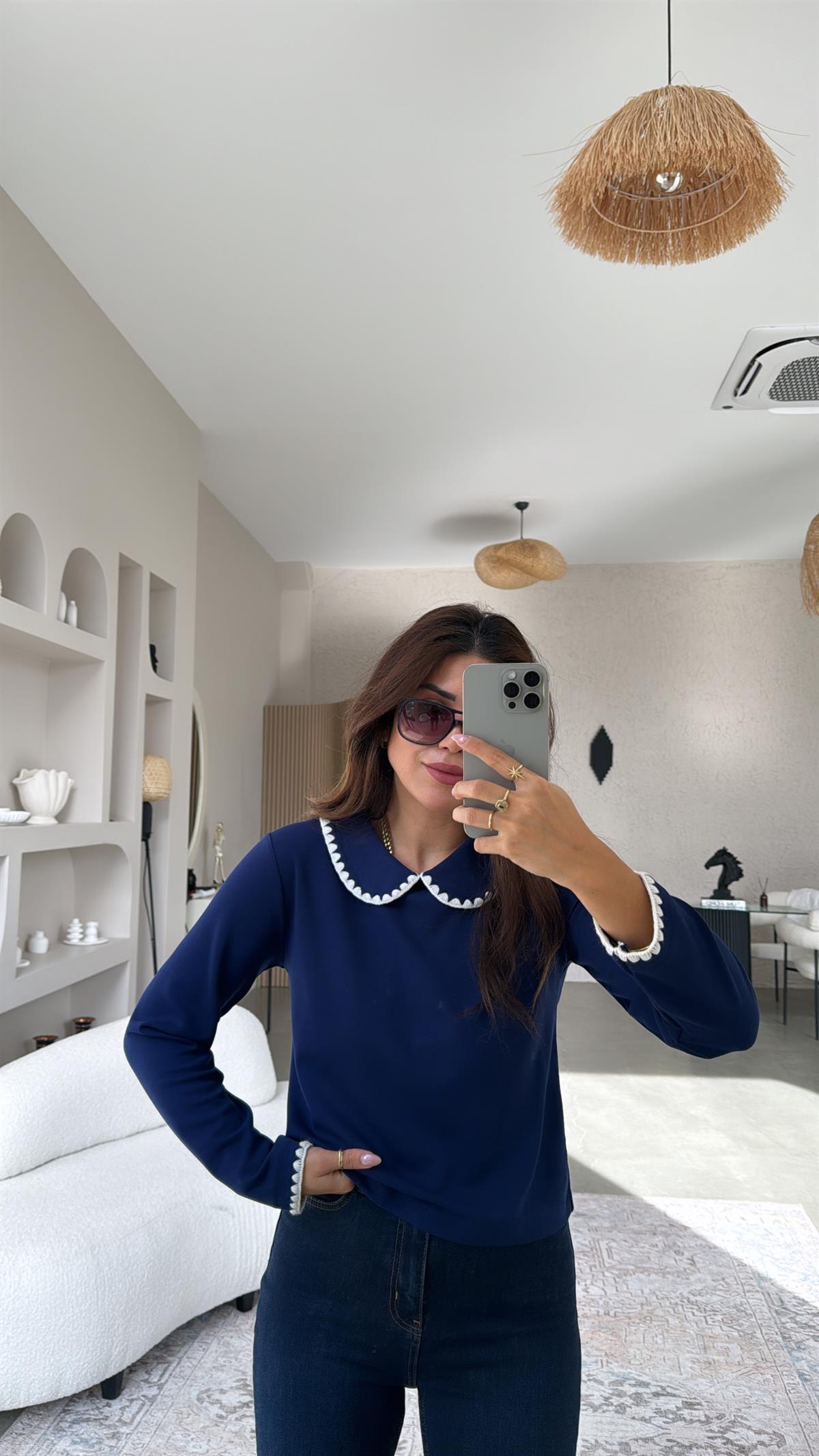 Lacivert Bebek Yakalı Massi Bluz