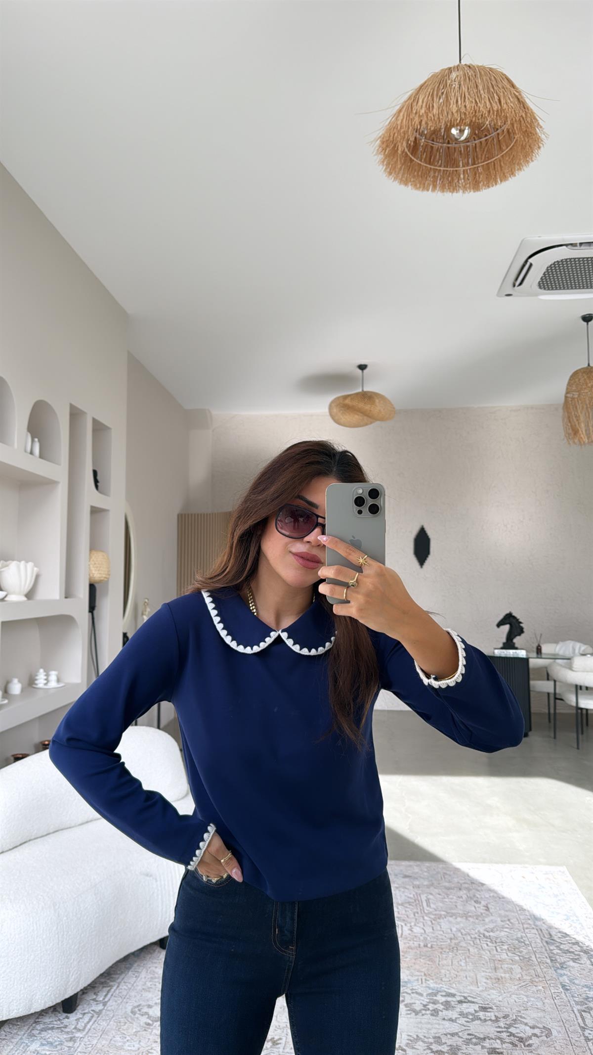 Lacivert Bebek Yakalı Massi Bluz