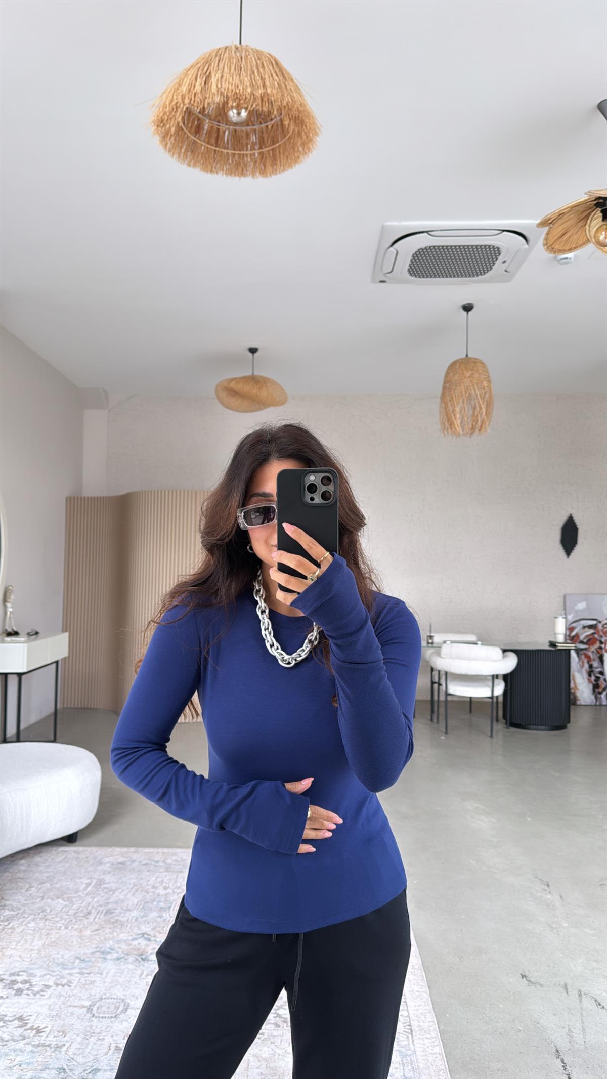 Lacivert Bisiklet Yaka Parmak Geçme Bluz