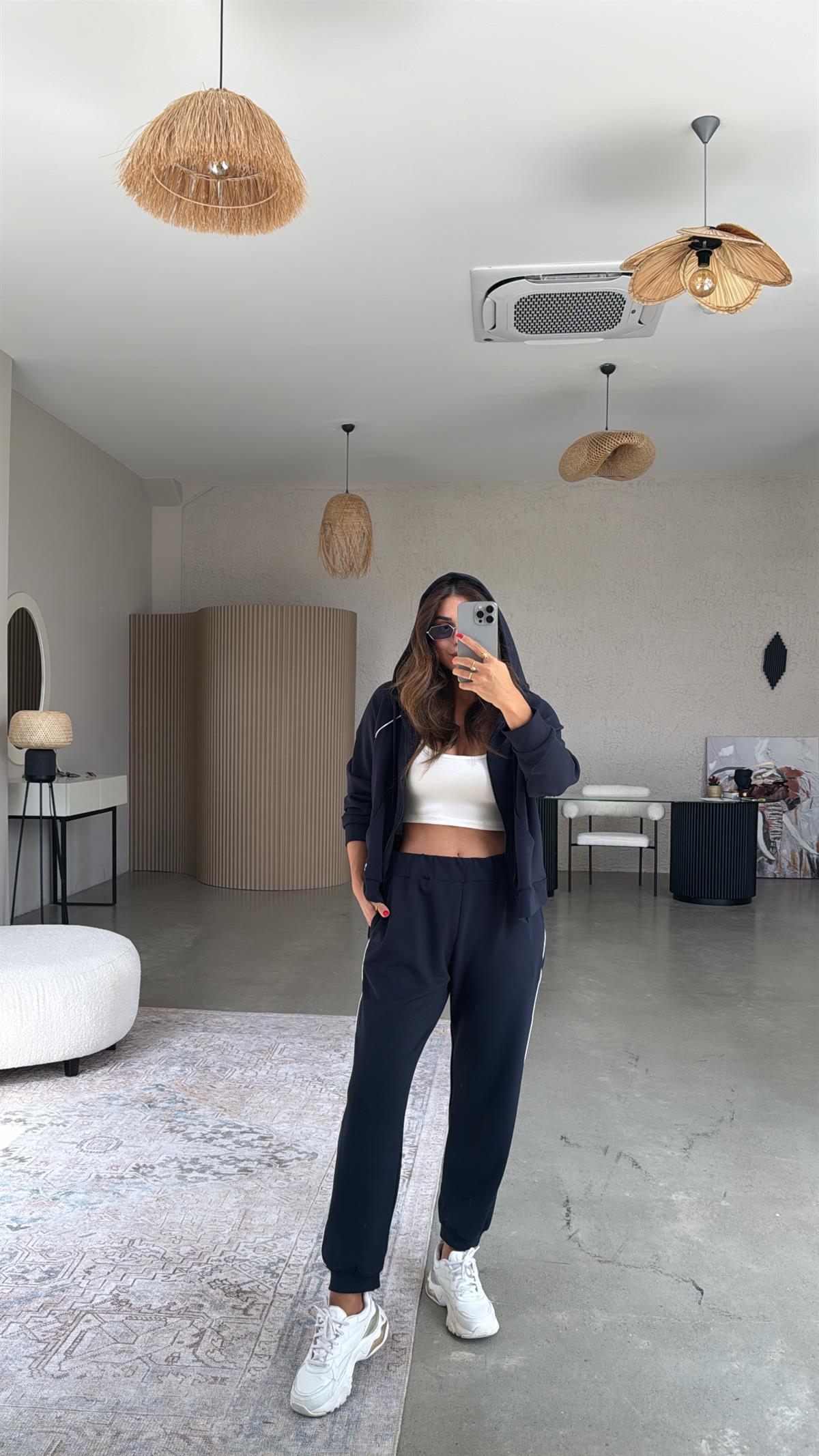 Lacivert Biyeli Club Takım