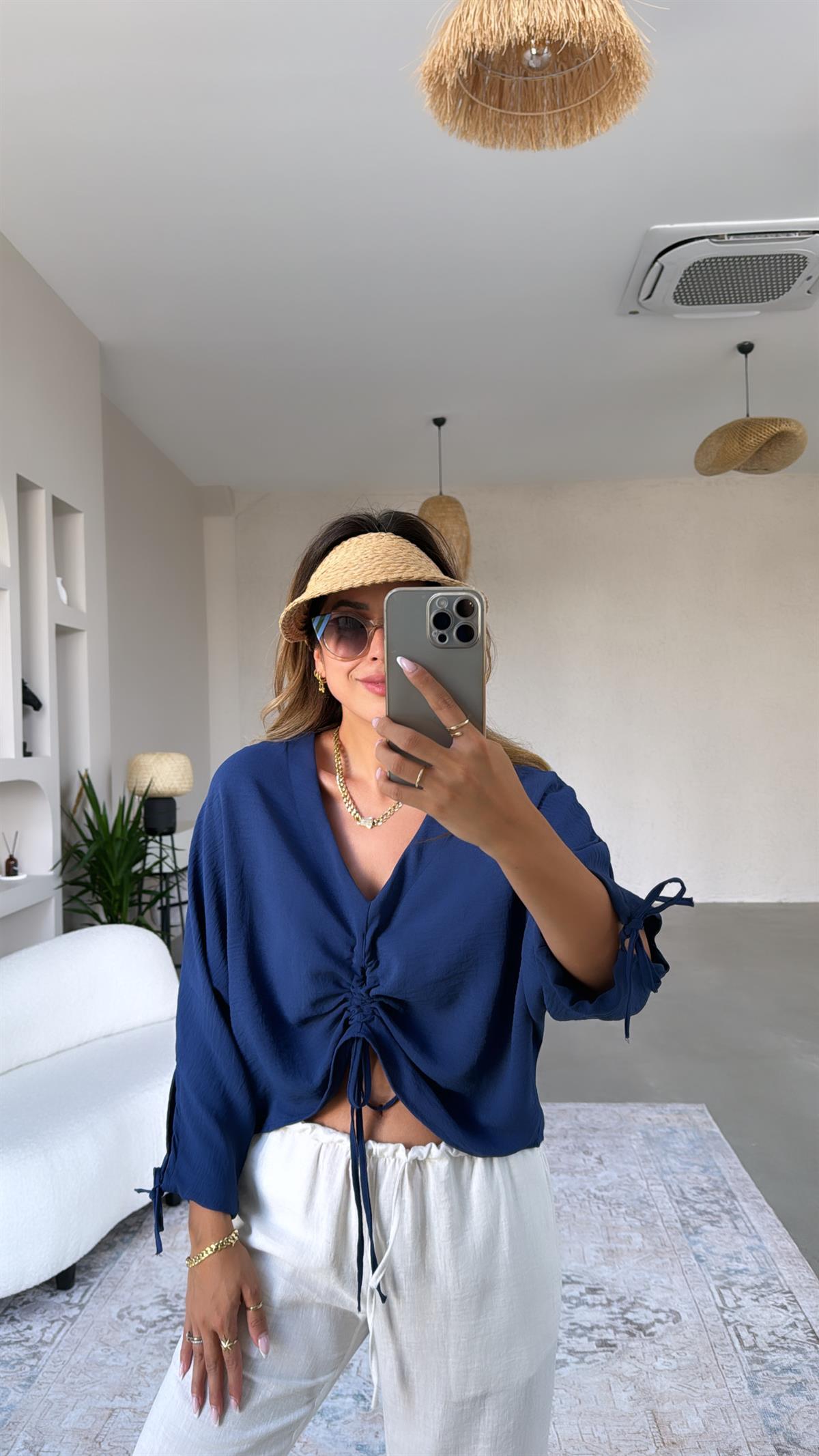 Lacivert Büzgülü Tiril Bluz