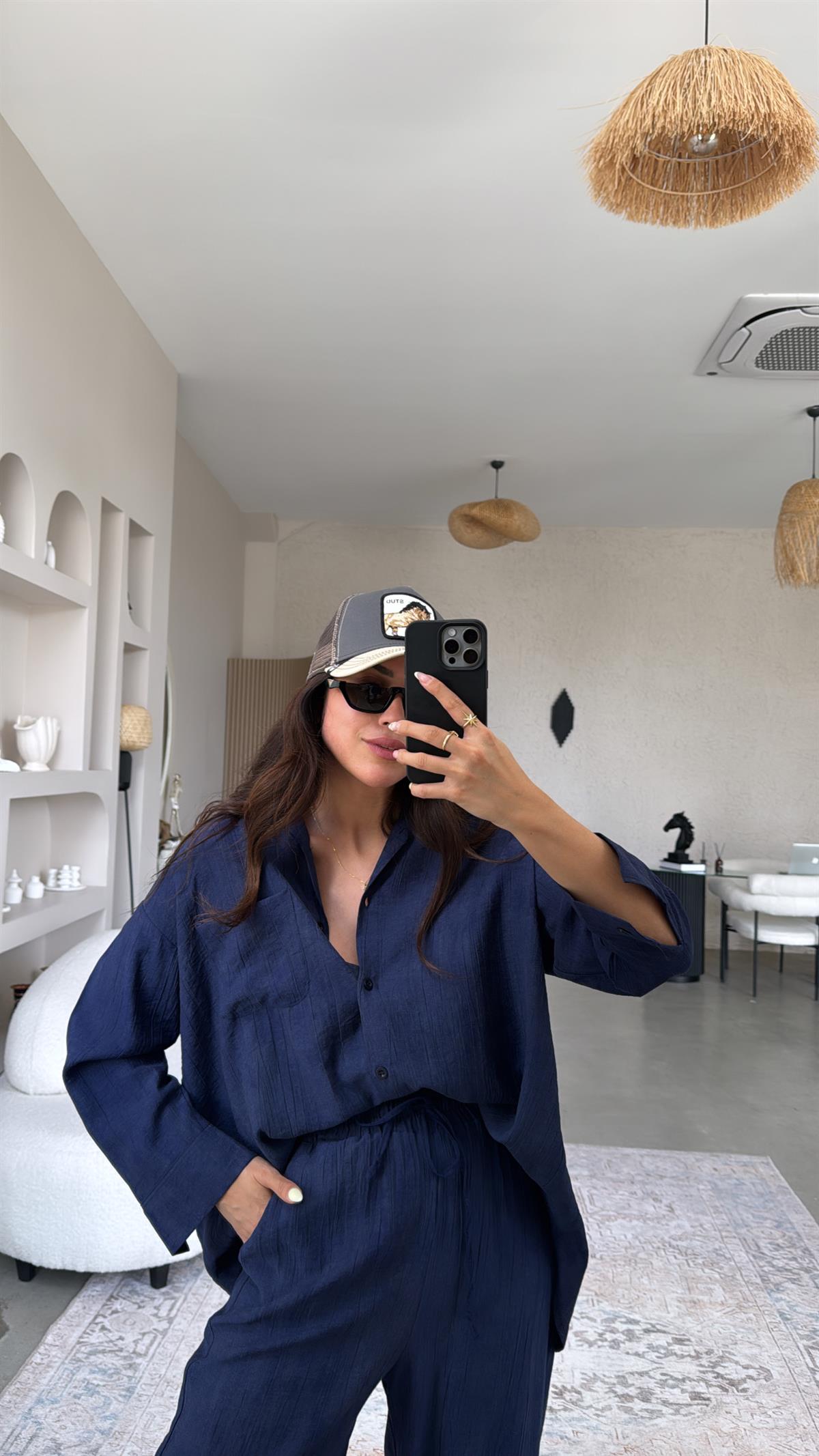 Lacivert Çilek Eskitme Detaylı Takım