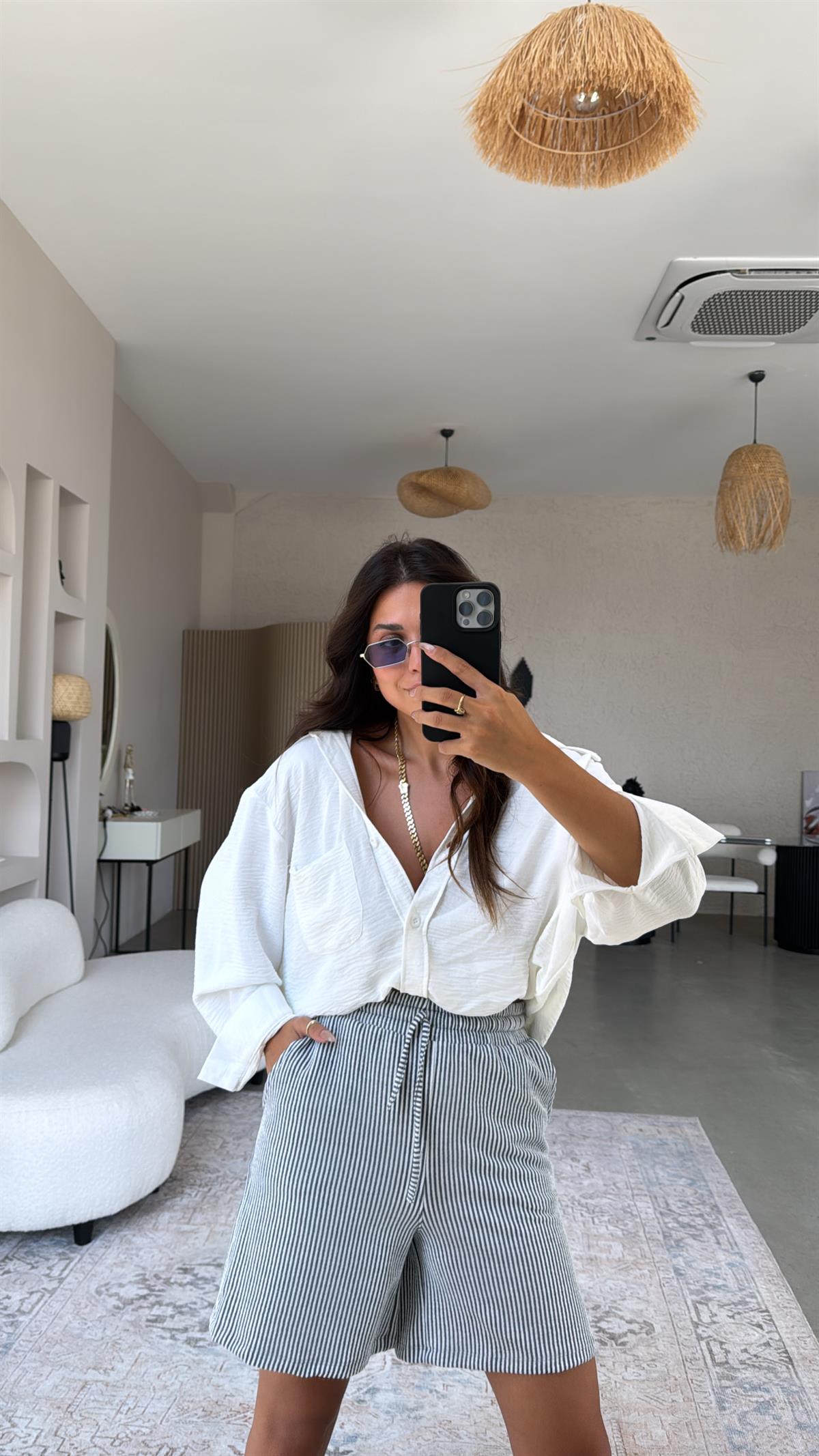 Lacivert Çizgili Şort