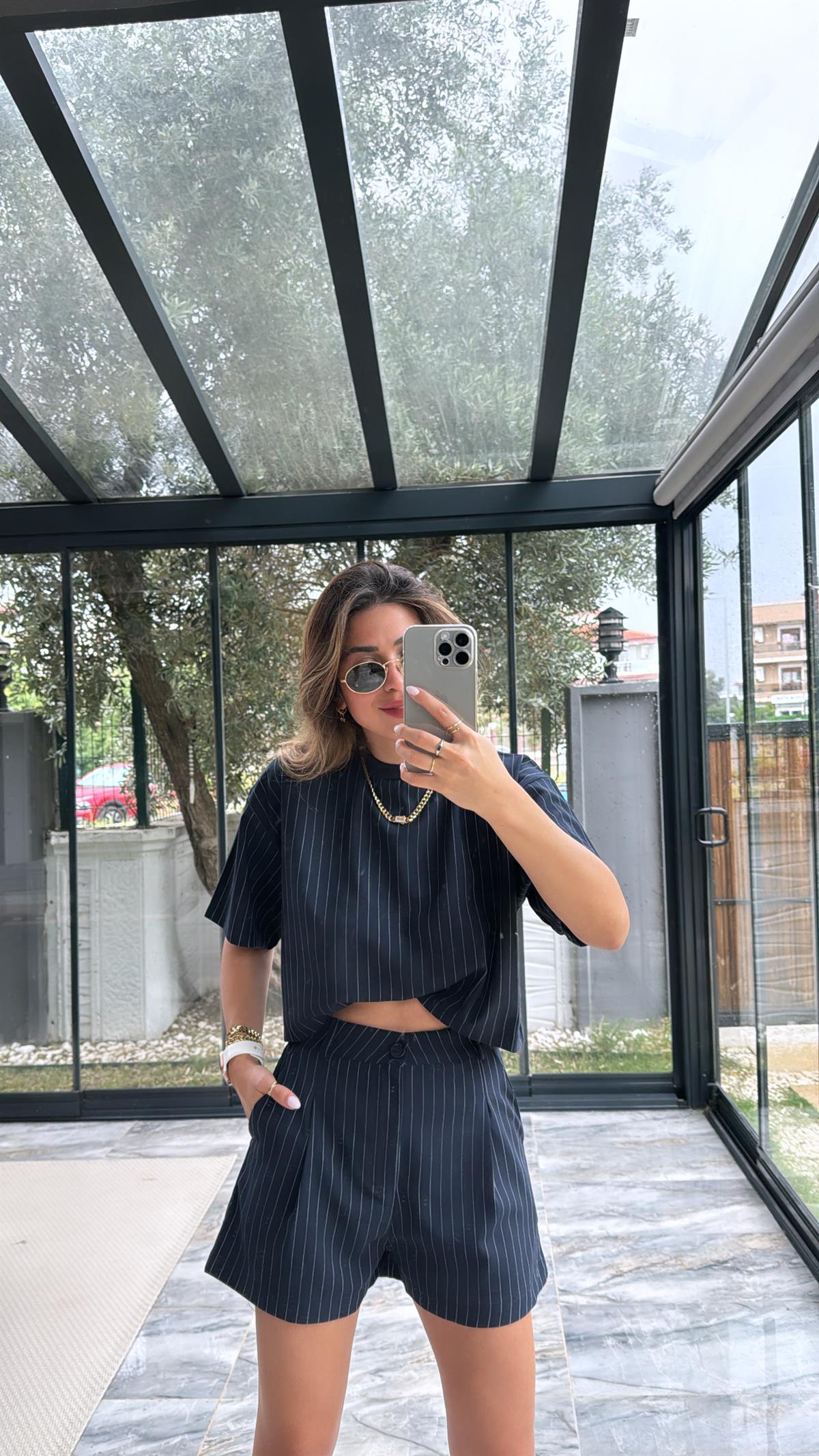 Lacivert Çizgili Şortlu Kumaş Takım