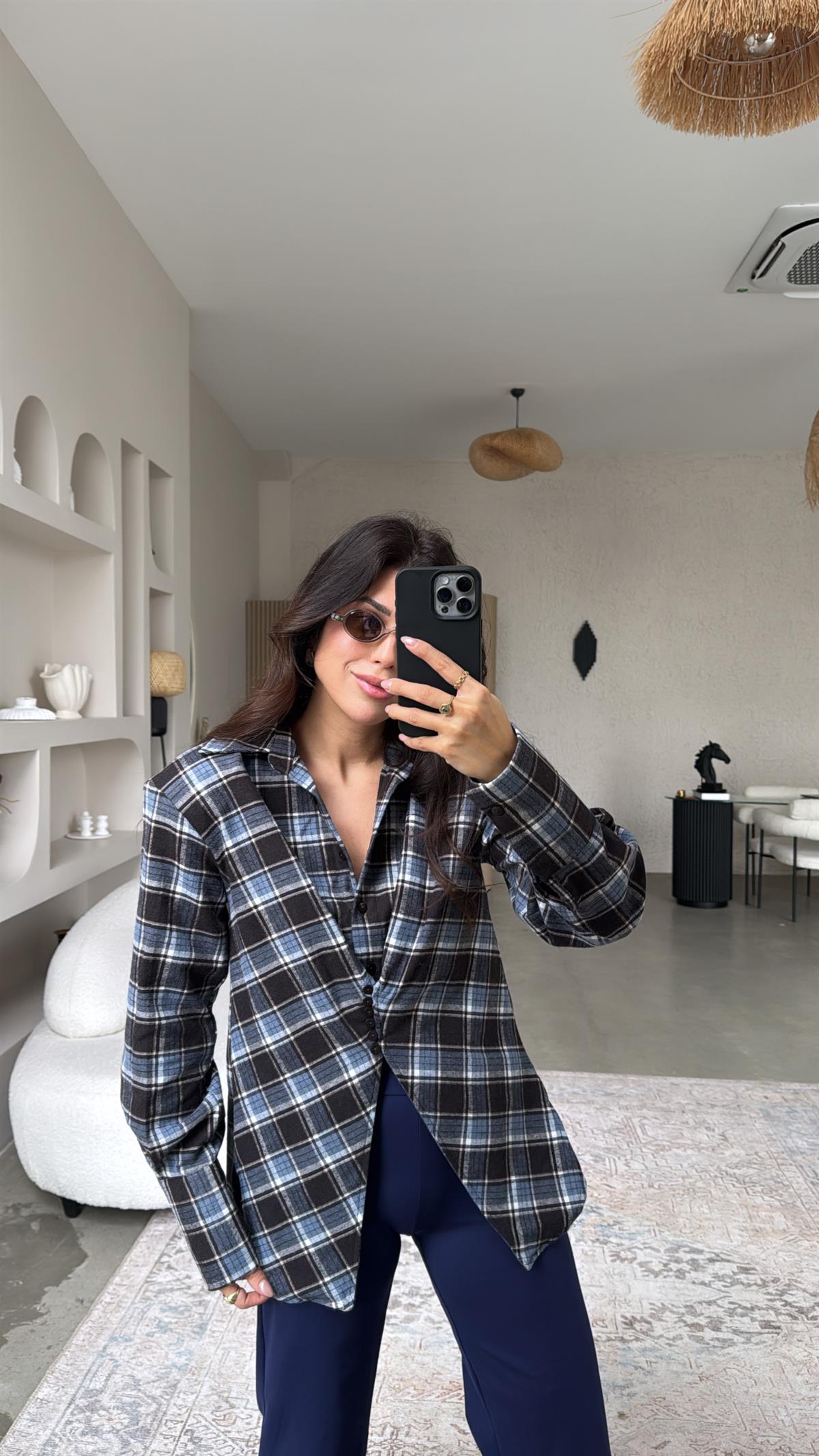 Lacivert Ekose Vatkalı Tarz Gömlek