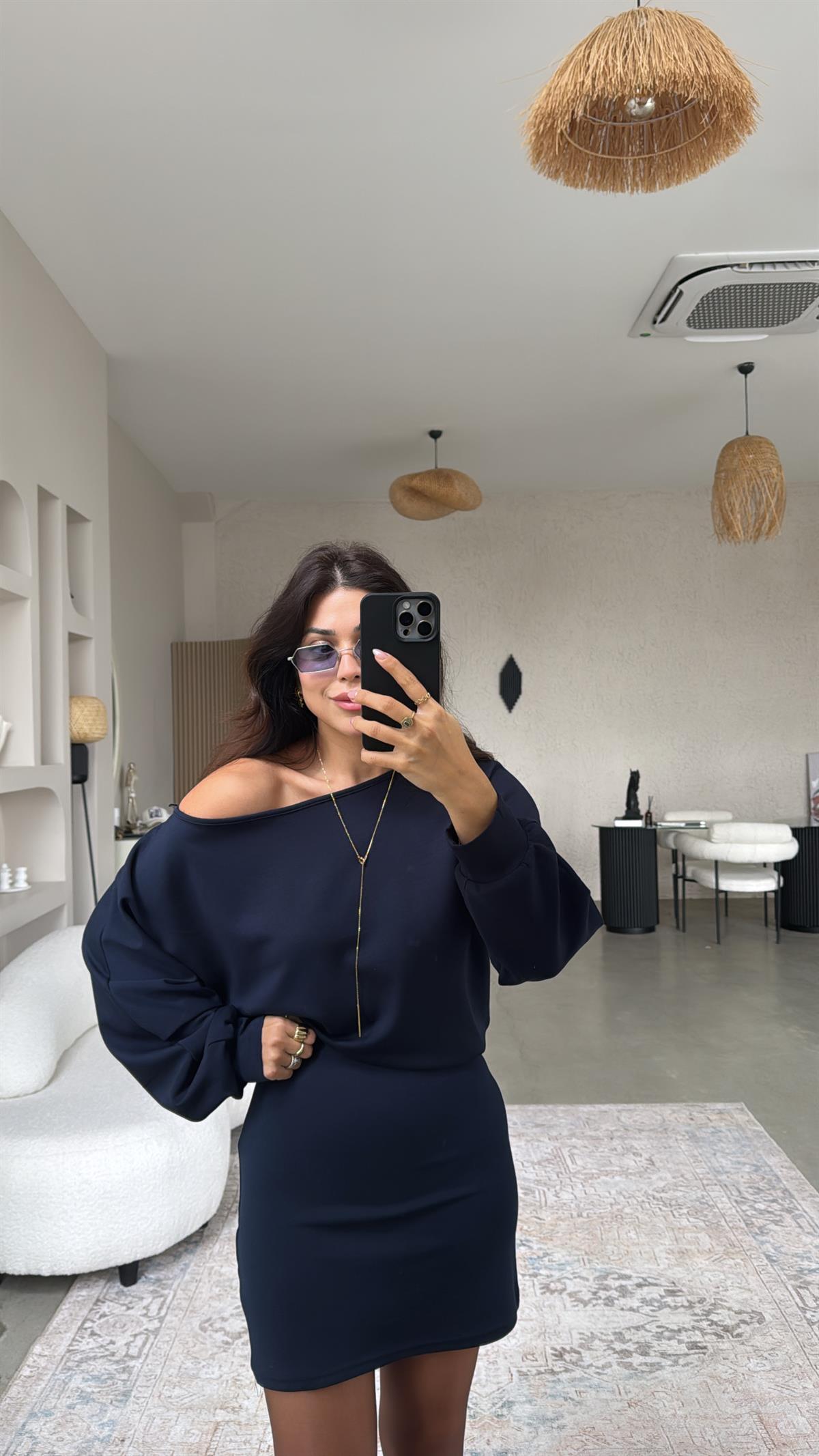 Lacivert Eteği Oturan Modal Elbise