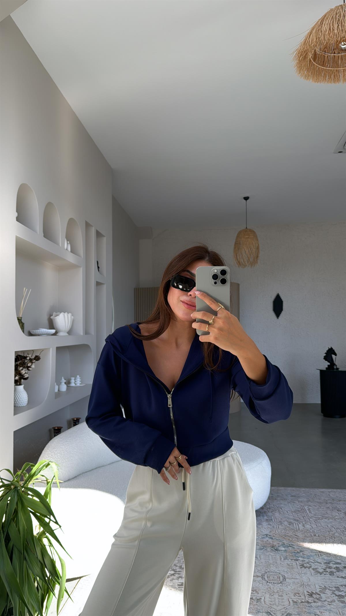 Lacivert Fermuarlı Modal Kısa Ceket