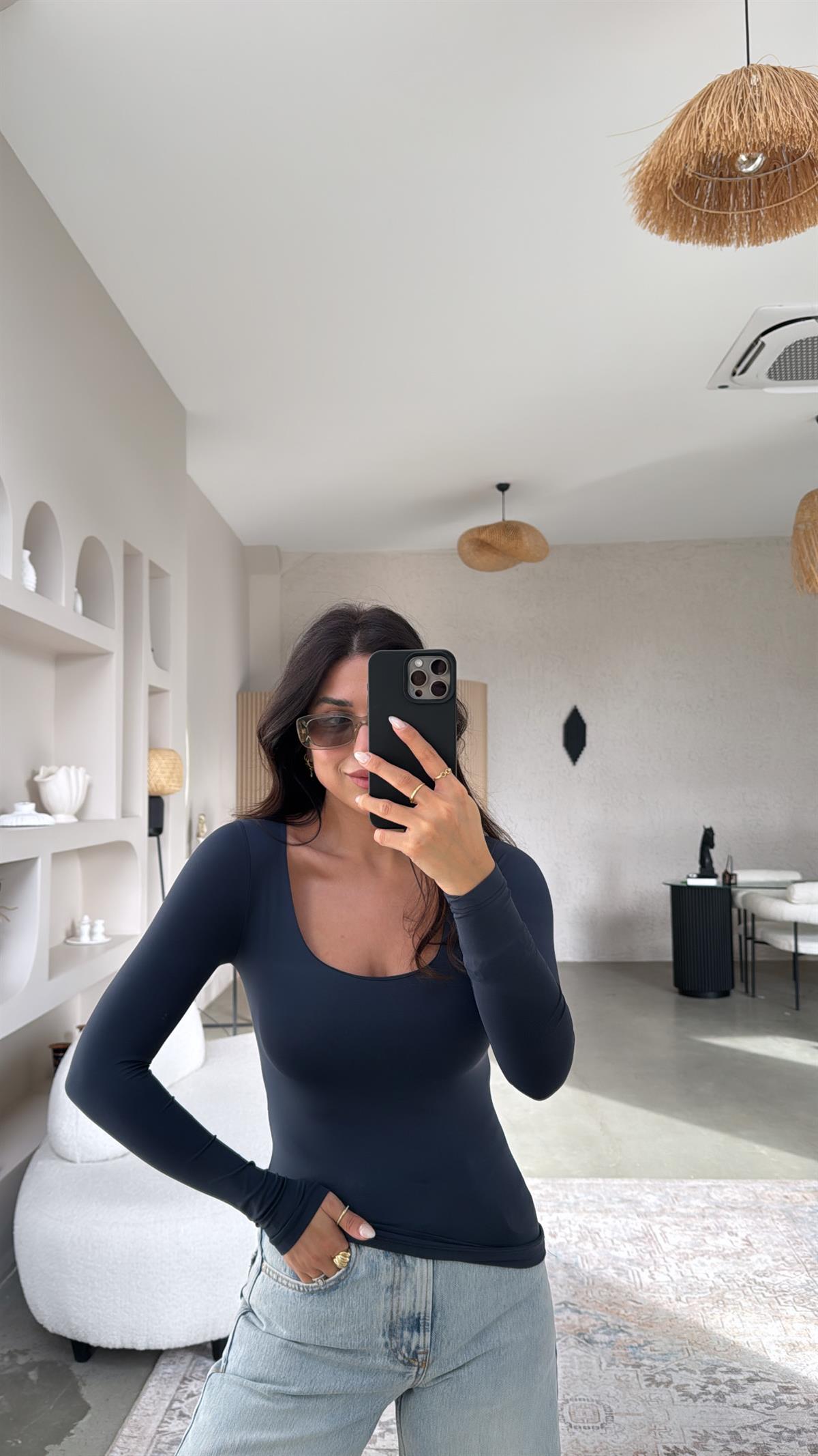 Lacivert Kare Yaka Poliamid Bluz