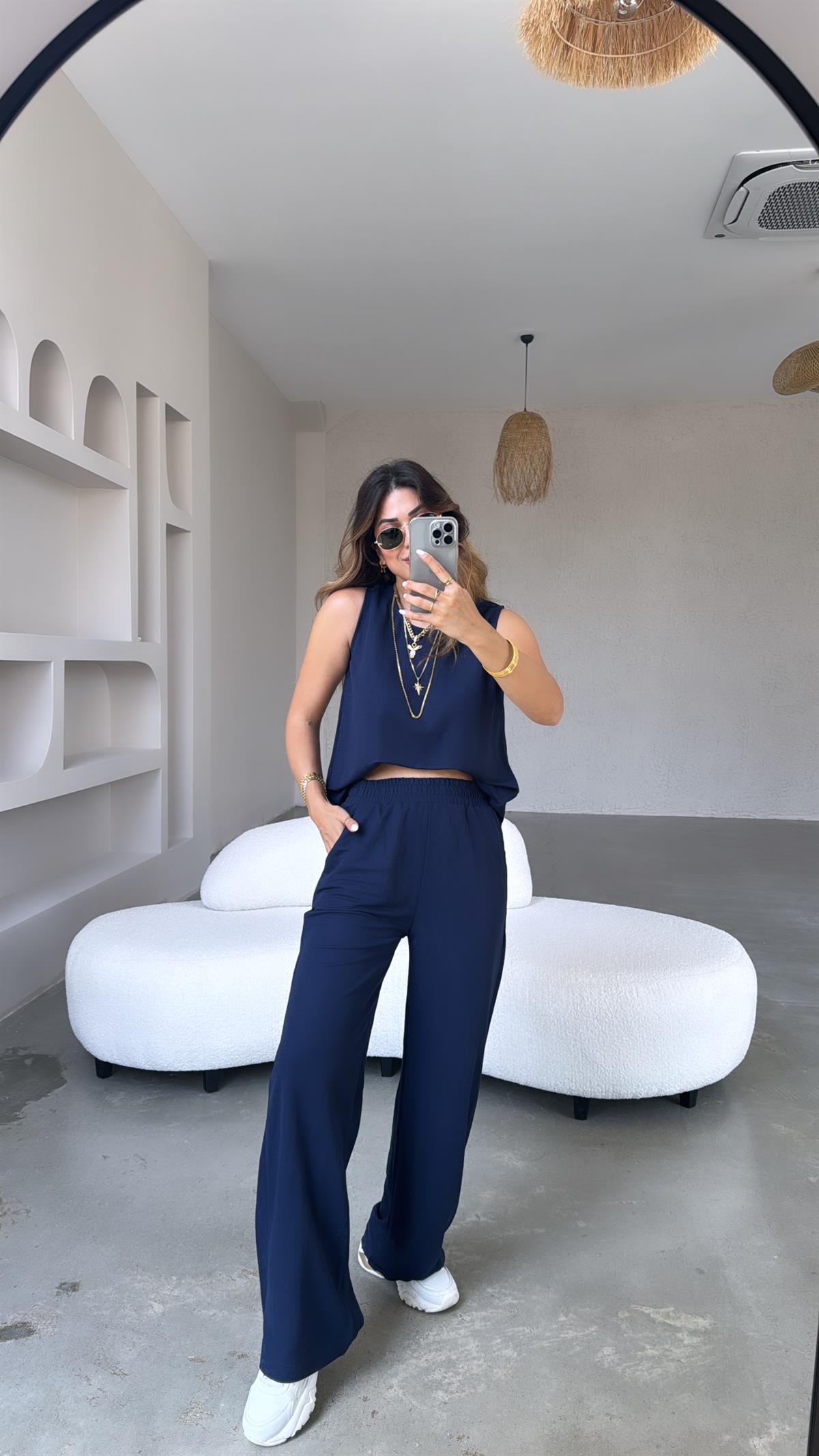 Lacivert Keten Bol Paça Takım