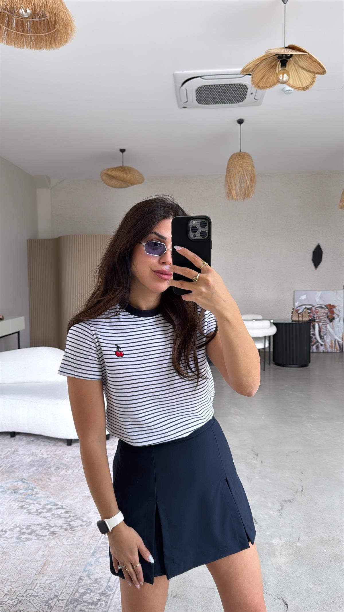 Lacivert Kiraz Nakışlı Çizgili Tshirt