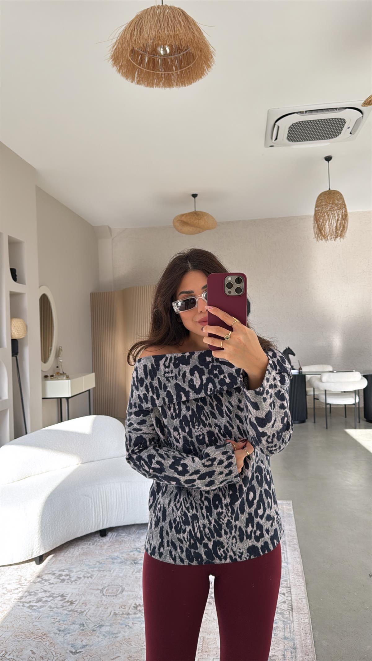 Lacivert Leopar Madonna Bluz