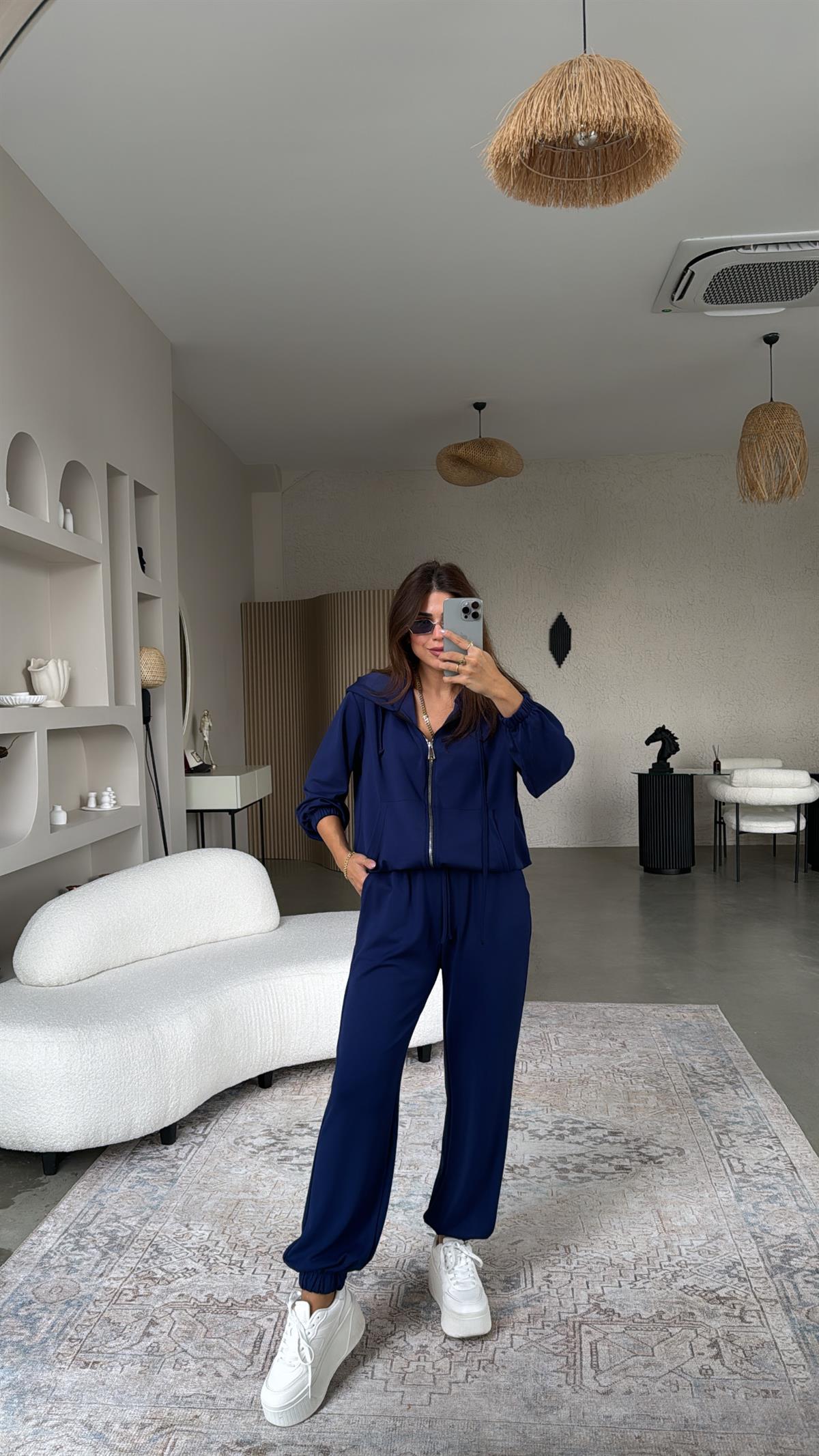 Lacivert Paça Lastikli Fermuarlı Ceketli Takım