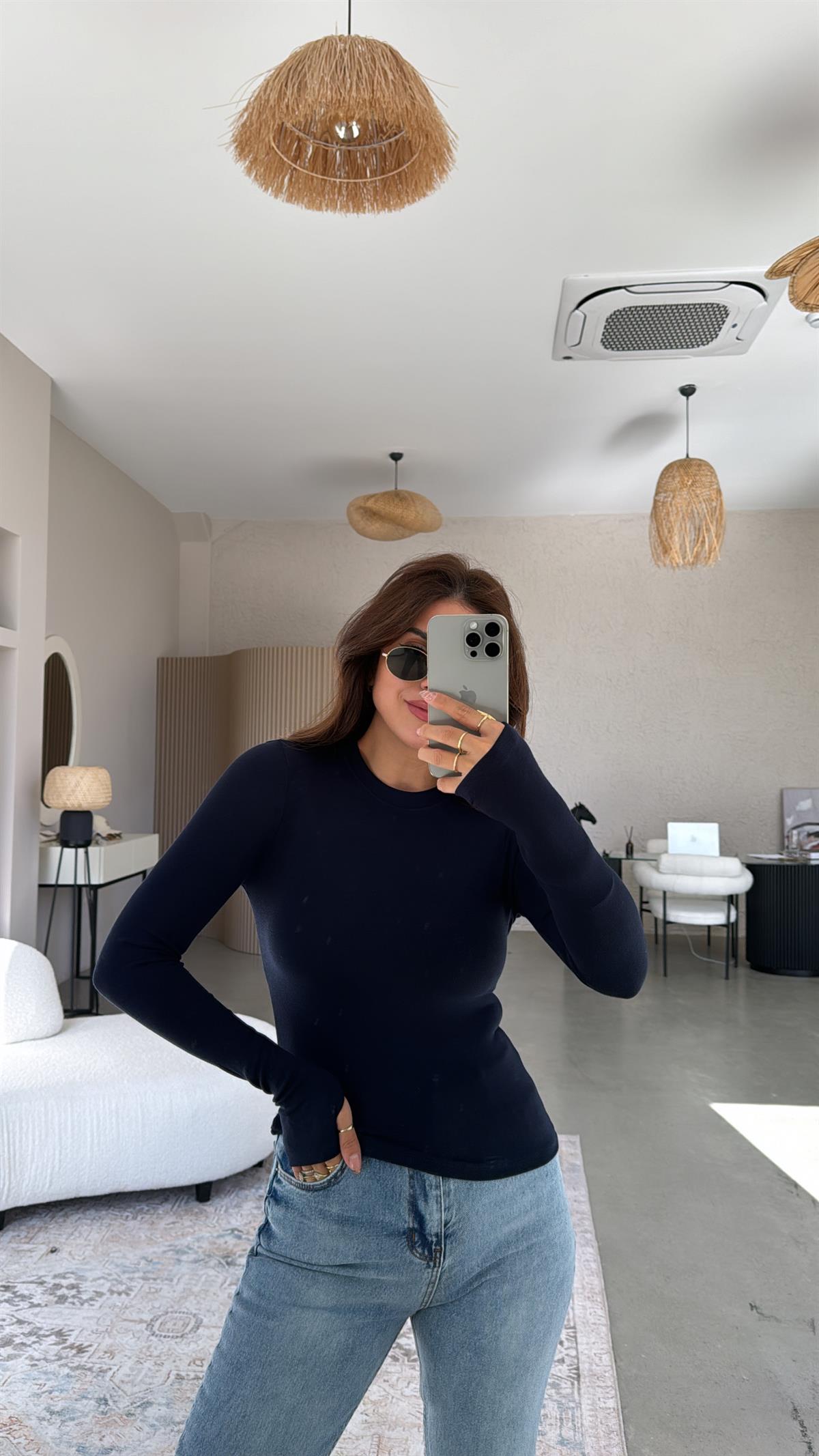Lacivert Parmak Geçme Oys Kumaş Body