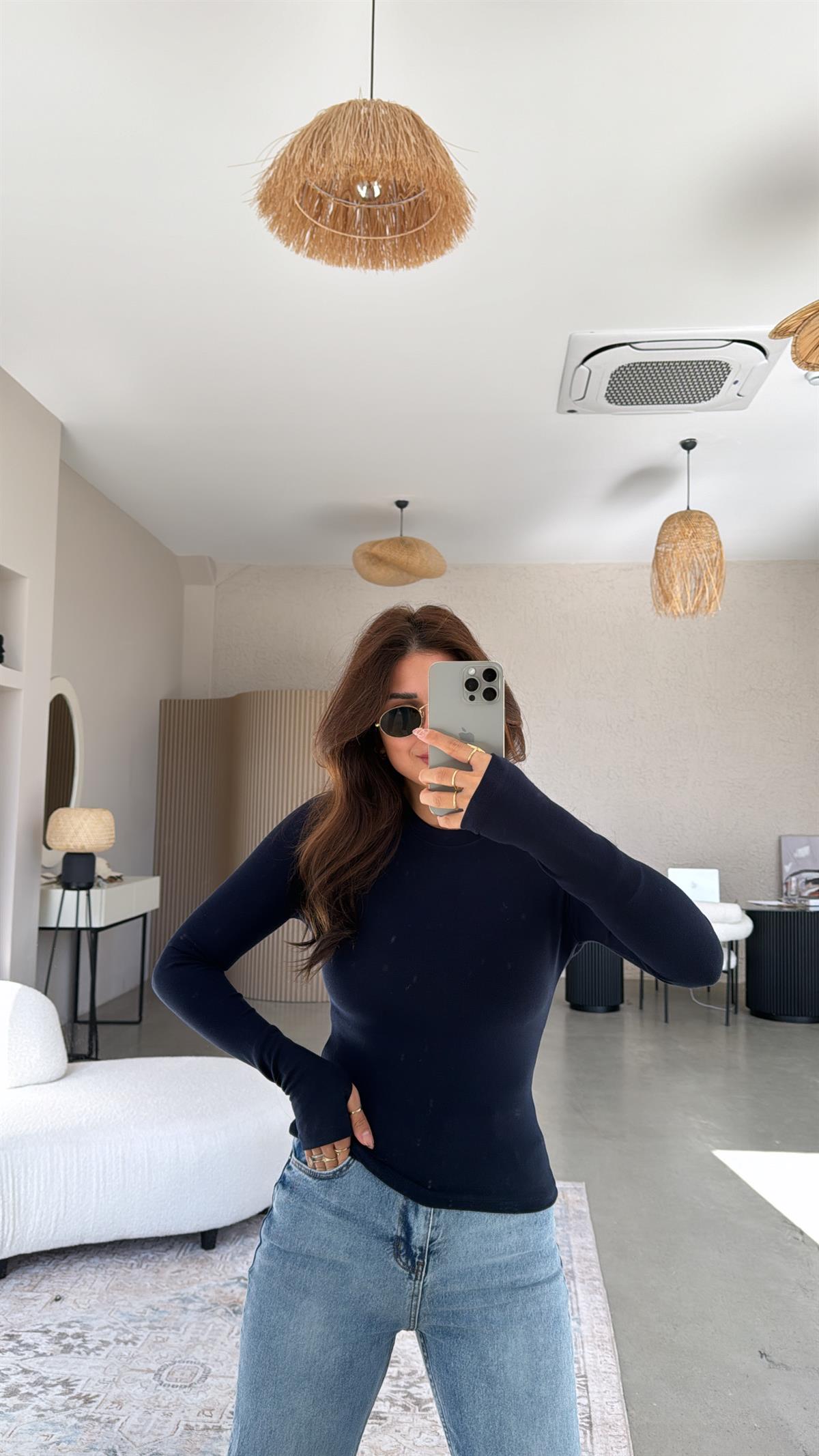 Lacivert Parmak Geçme Oys Kumaş Body