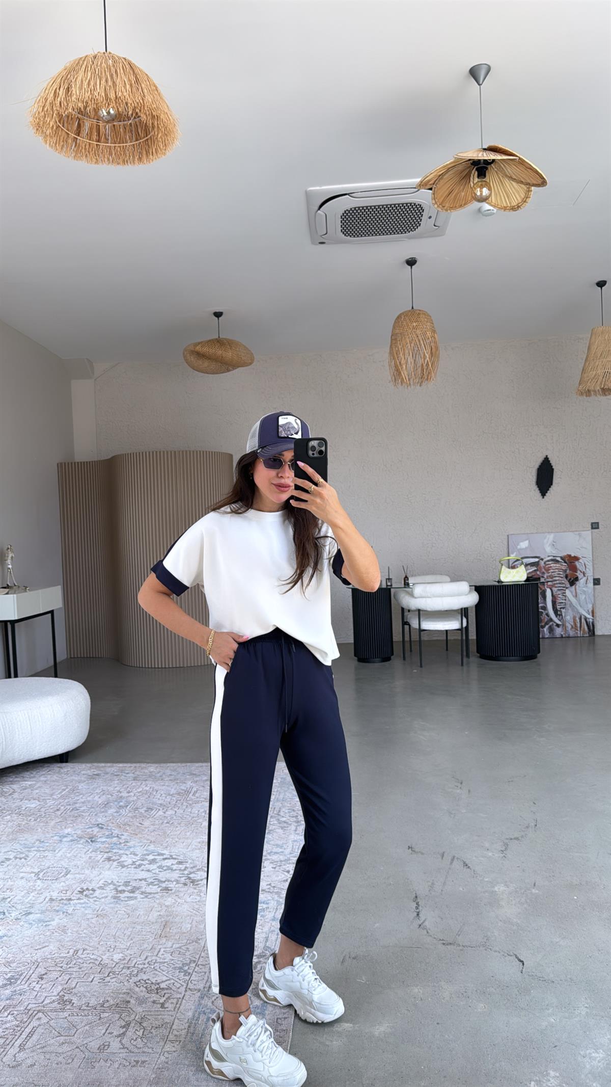 Lacivert Şeritli Modal Takım