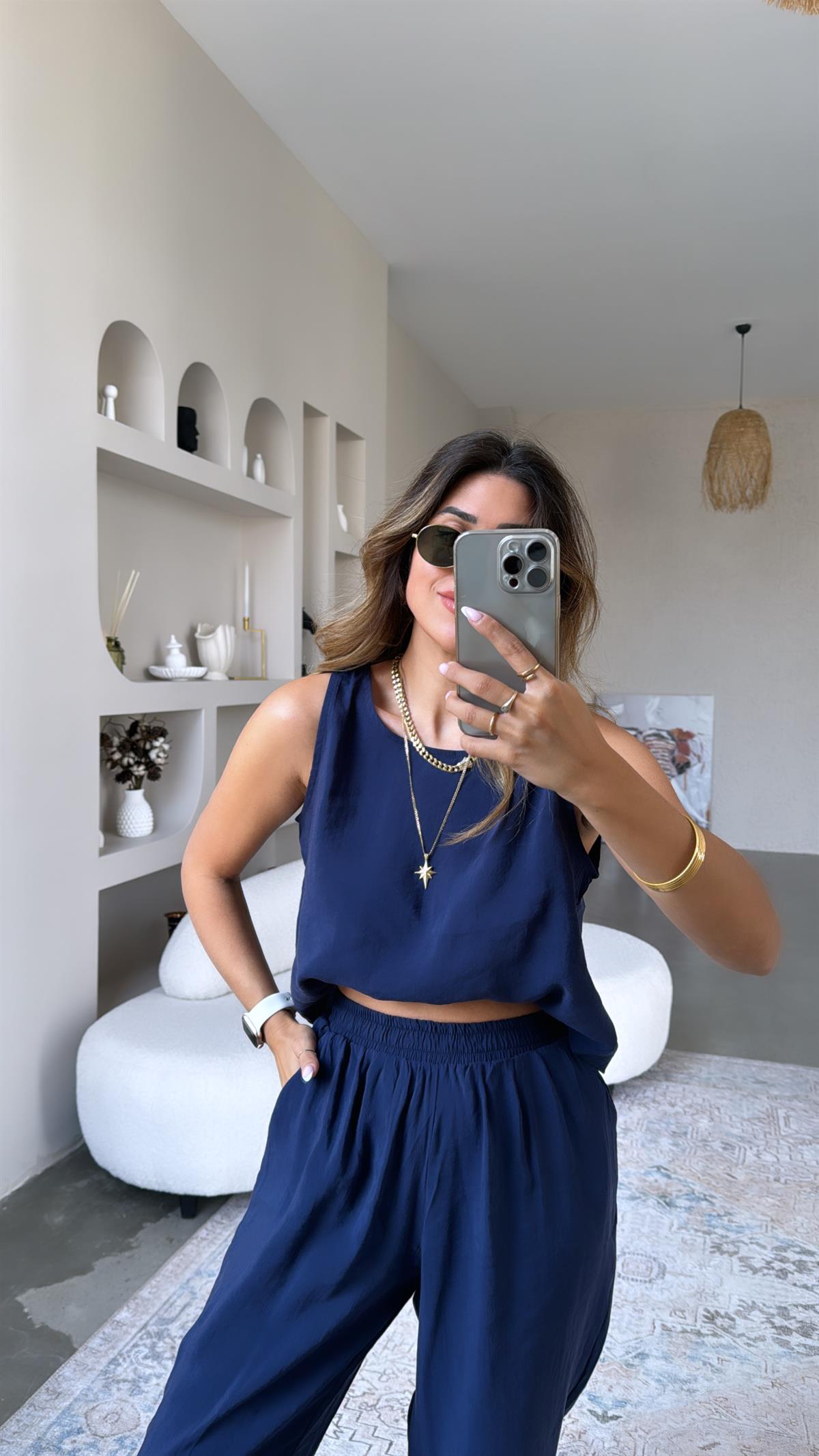 Lacivert Dökümlü Tiril Kumaş Takım