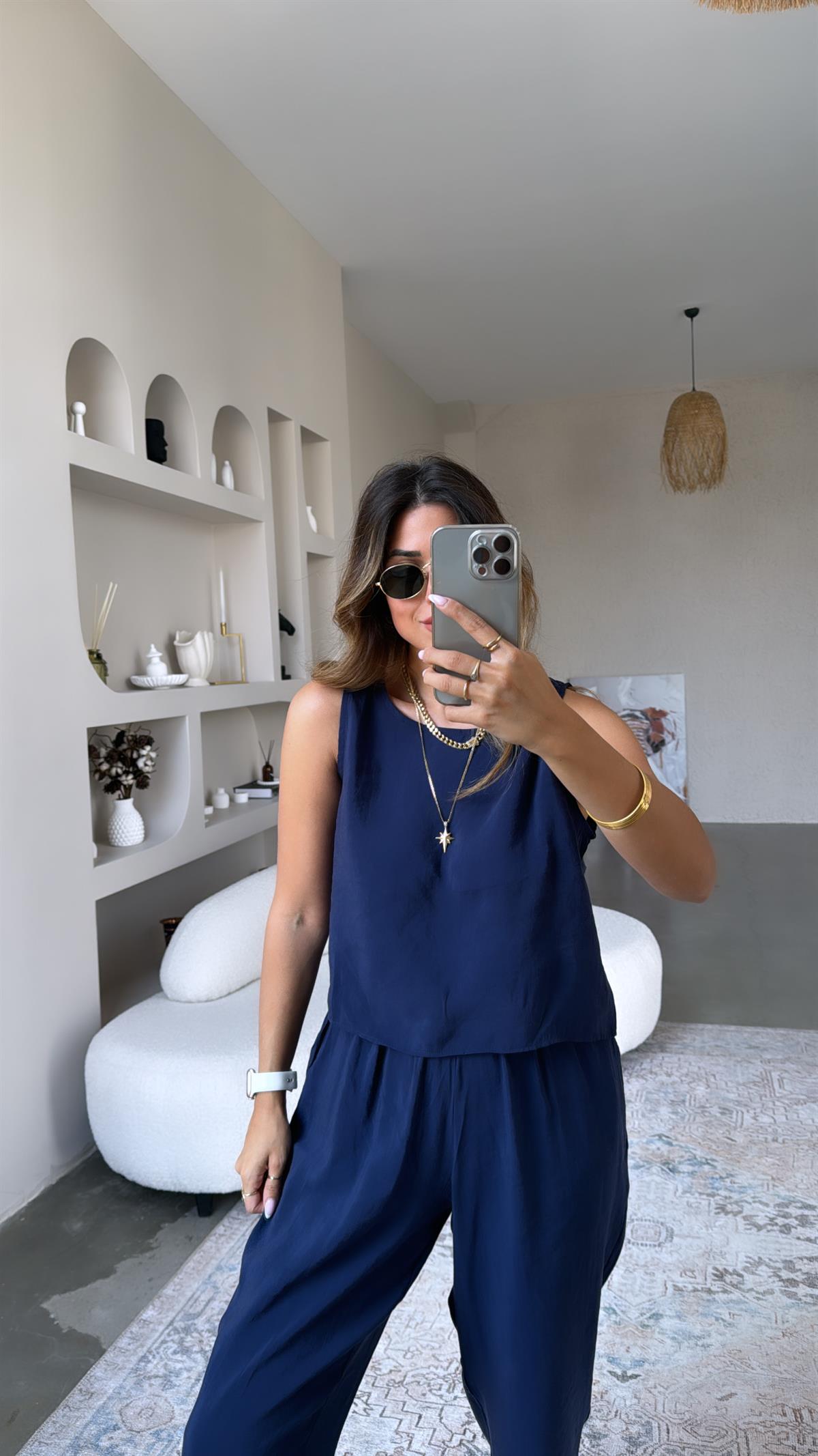 Lacivert Dökümlü Tiril Kumaş Takım