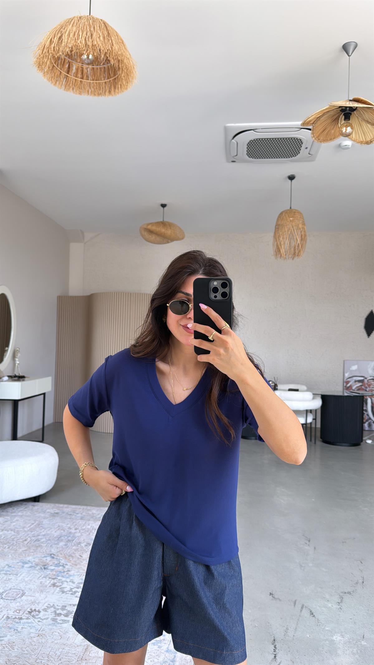 Lacivert V Yaka Salaş Bluz