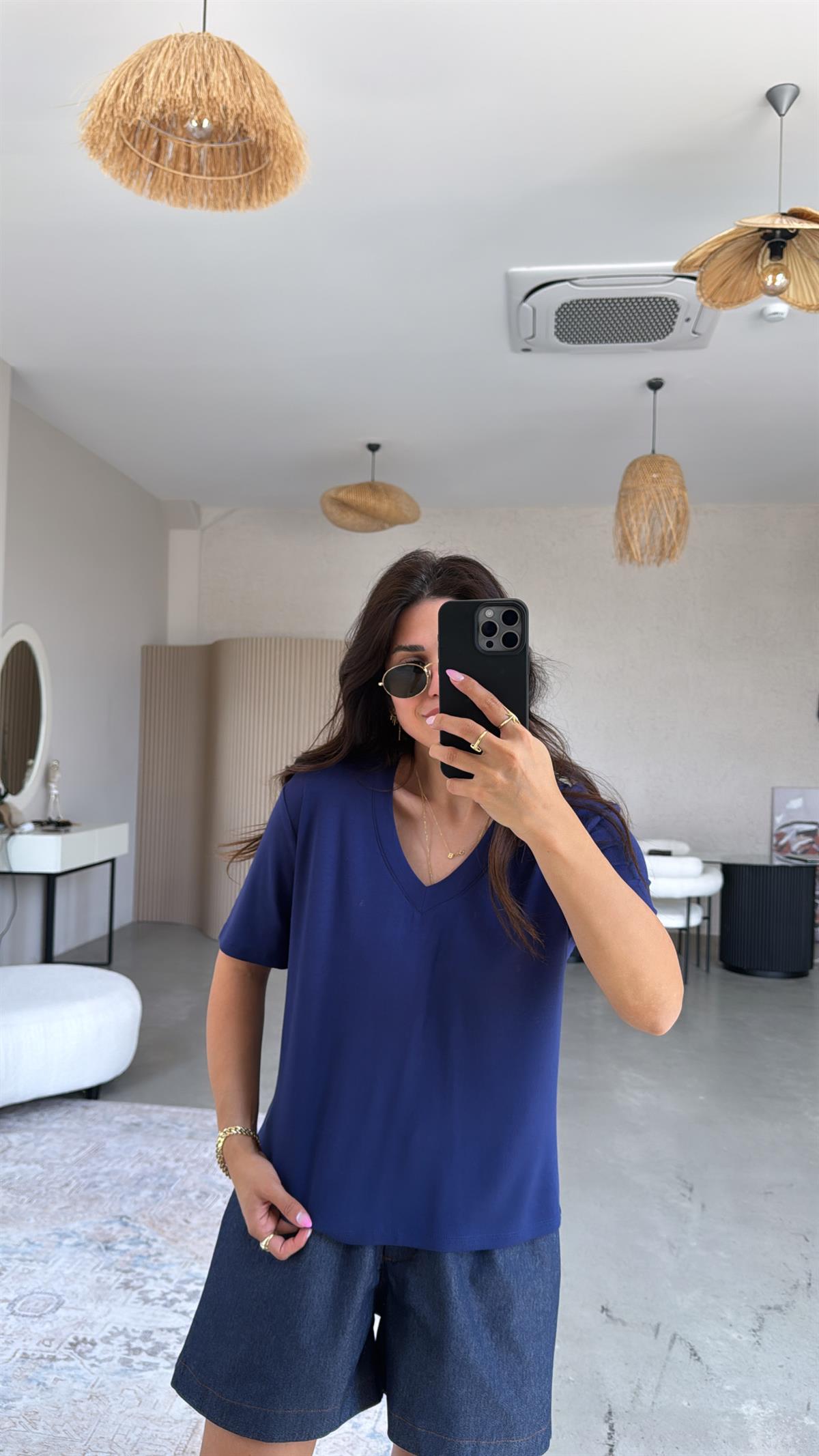 Lacivert V Yaka Salaş Bluz