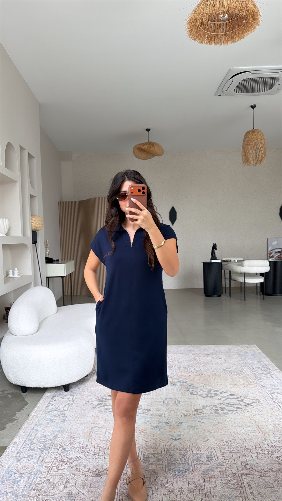 Lacivert Yakalı Önü Çımalı Cepli Basic Elbise