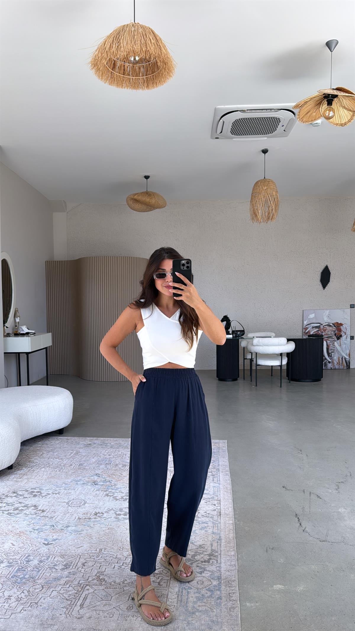 Lacivert Yıkamalı Beli Lastikli Kumaş Pantolon