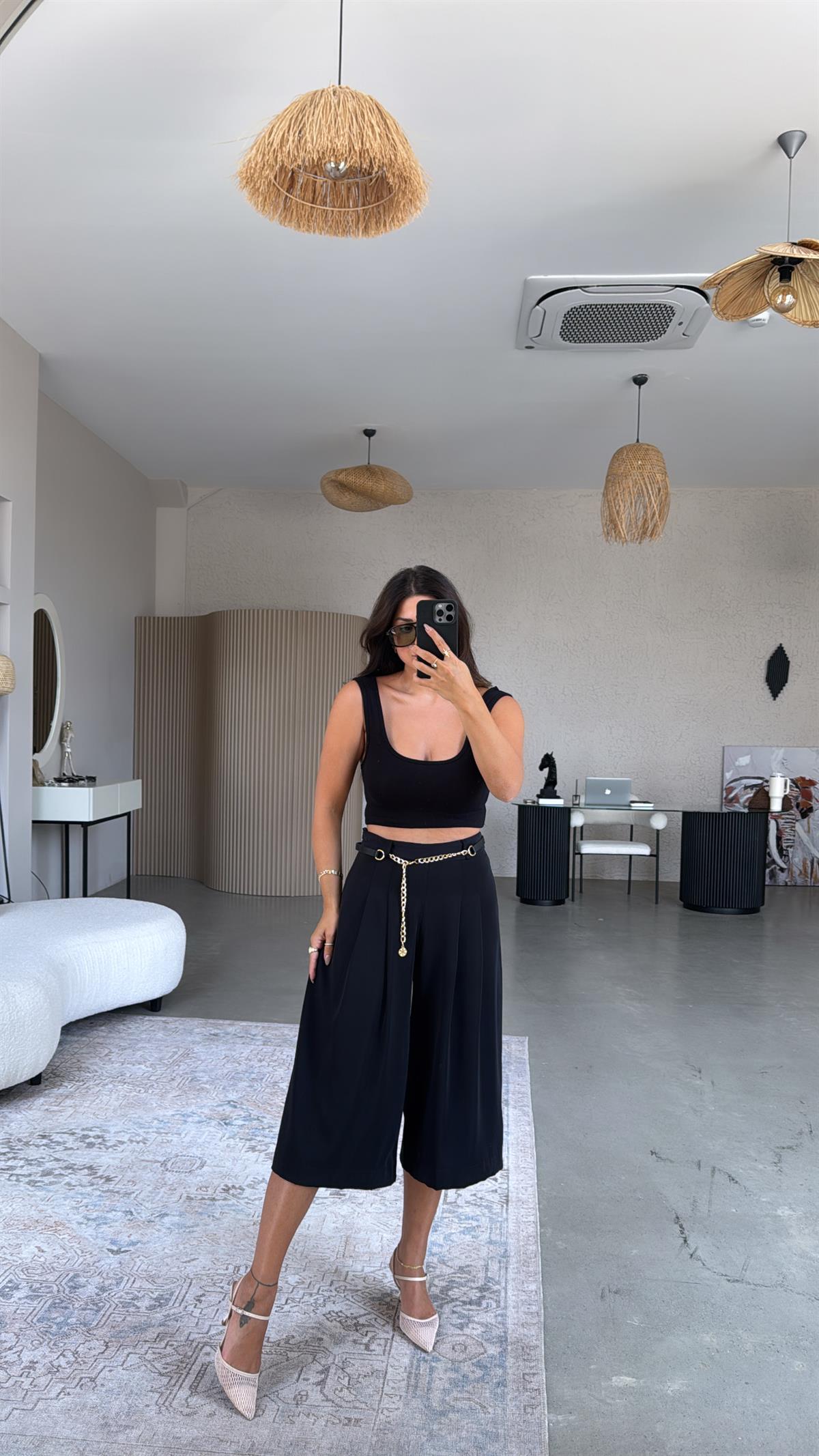 Lacivert Zincirli Premium Kısa Pantolon