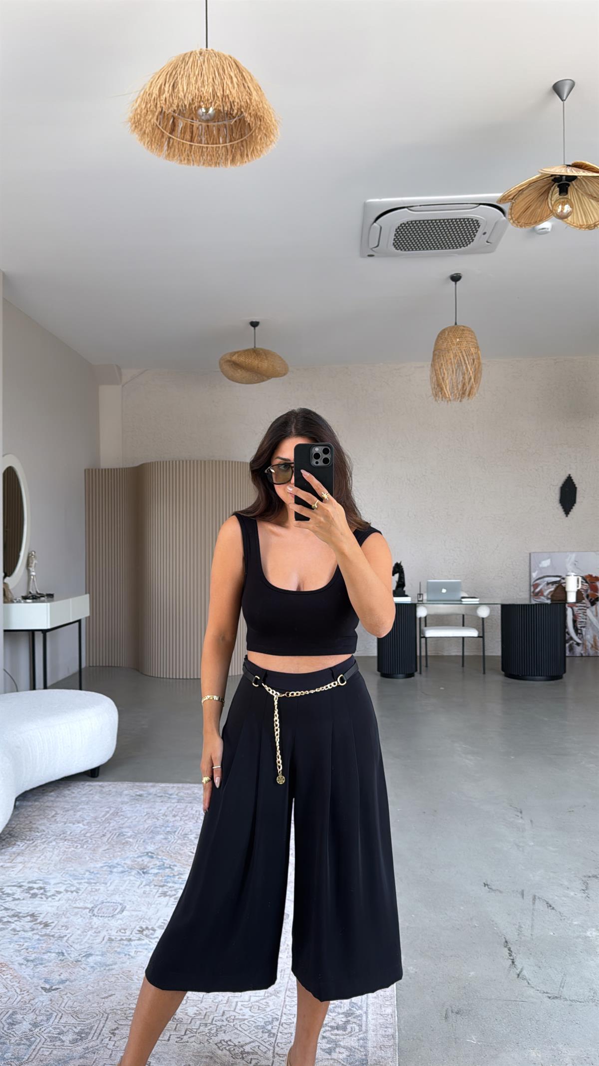 Lacivert Zincirli Premium Kısa Pantolon