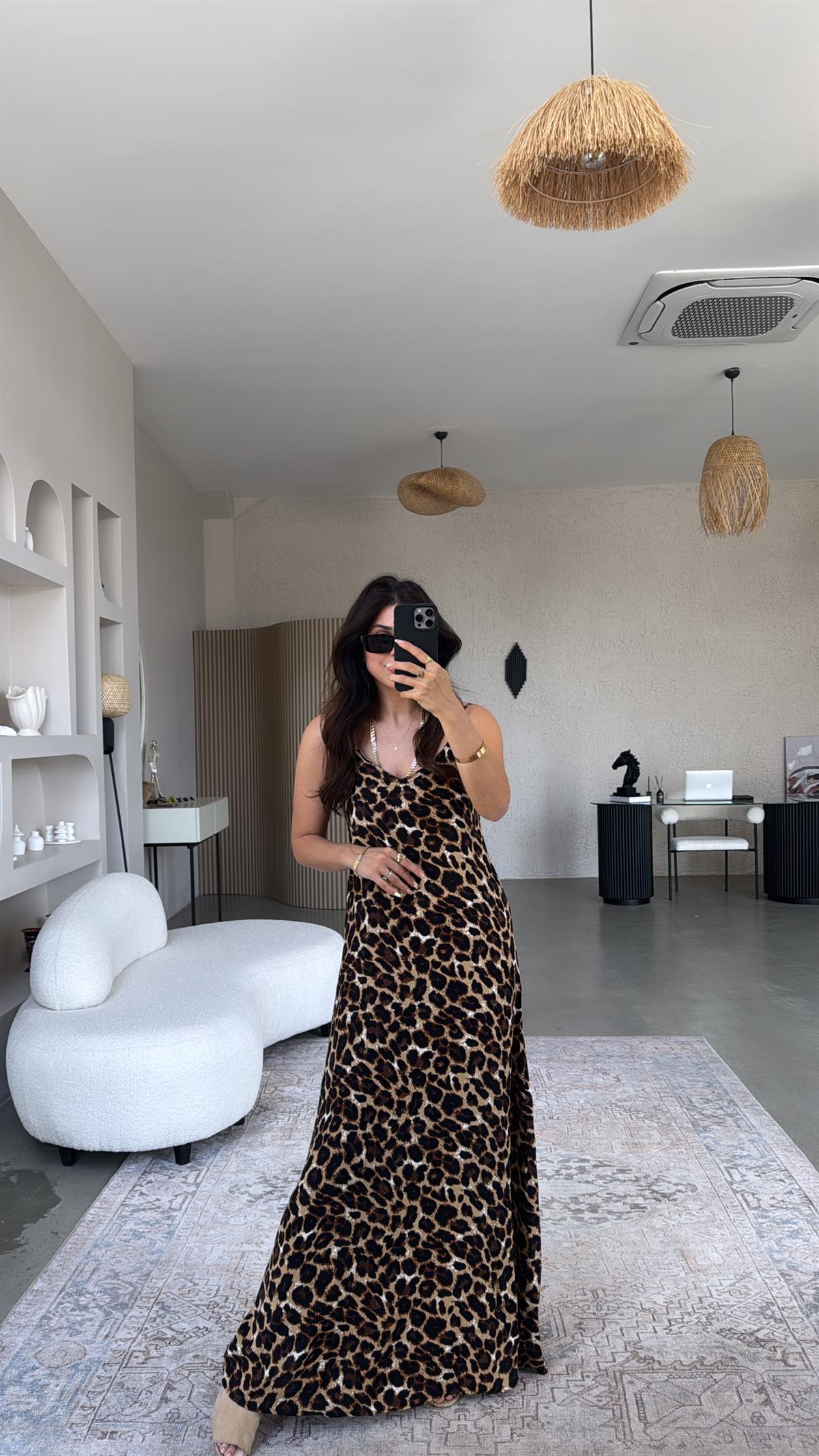 Leopar Desenli Askılı Viskon Elbise
