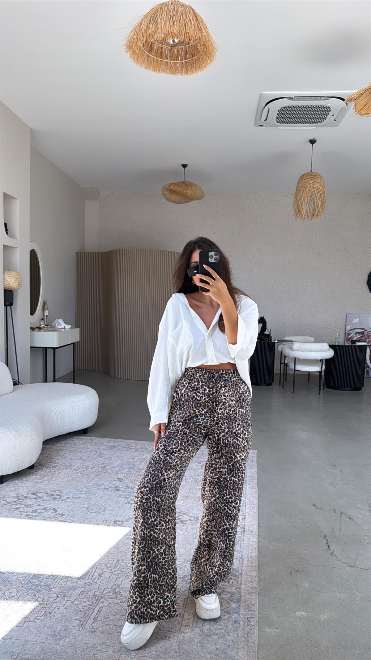 Leopar Desenli İpek Saten Pantolon