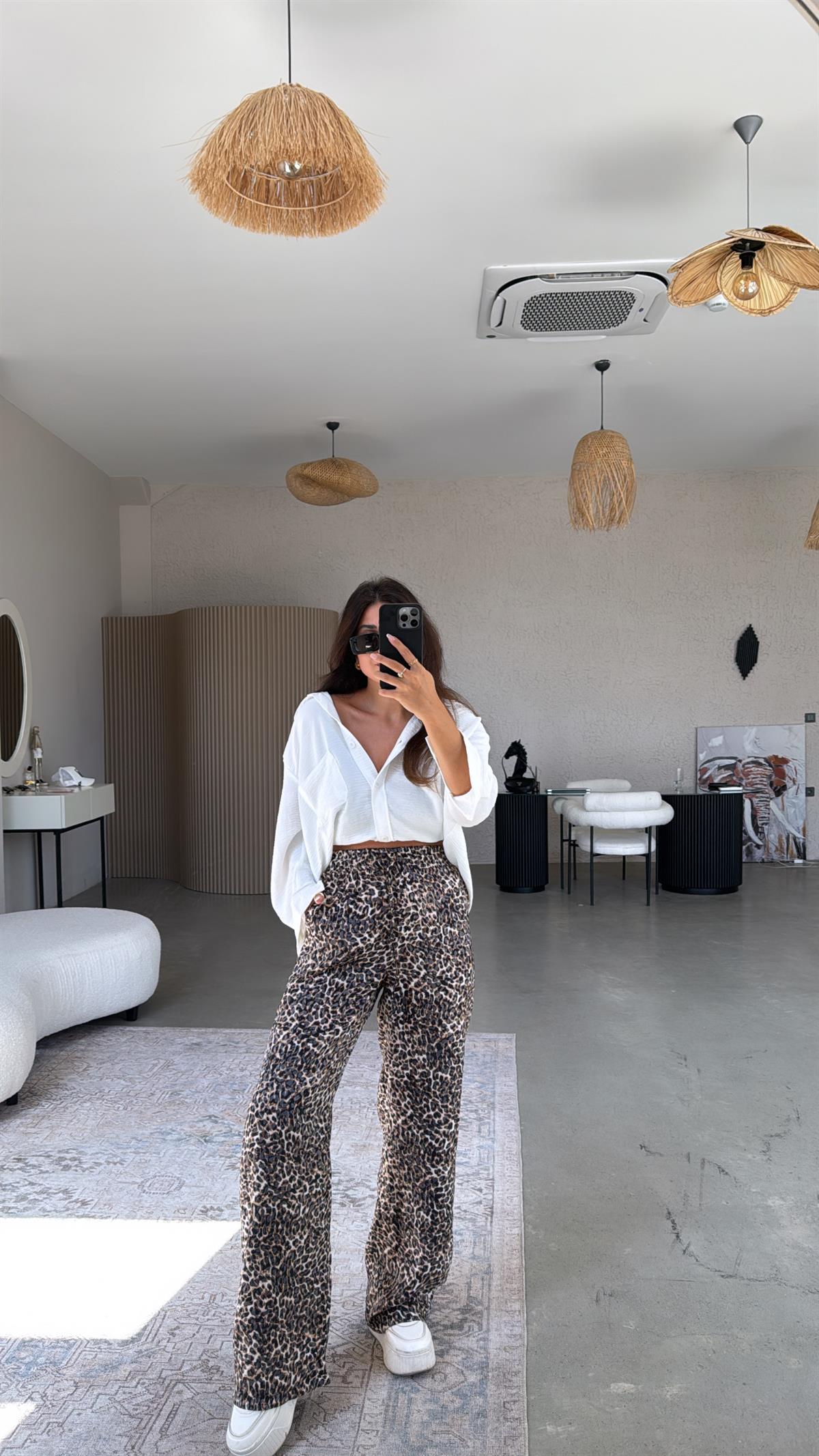 Leopar Desenli İpek Saten Pantolon