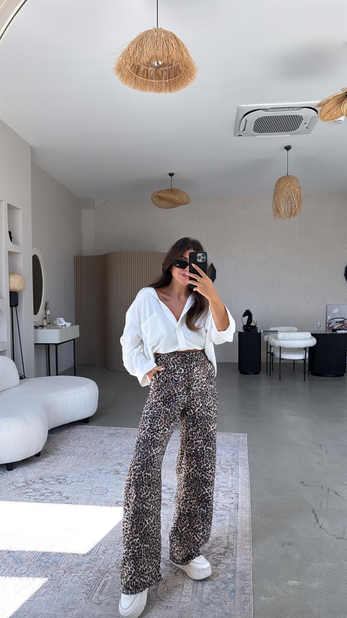 Leopar Desenli İpek Saten Pantolon