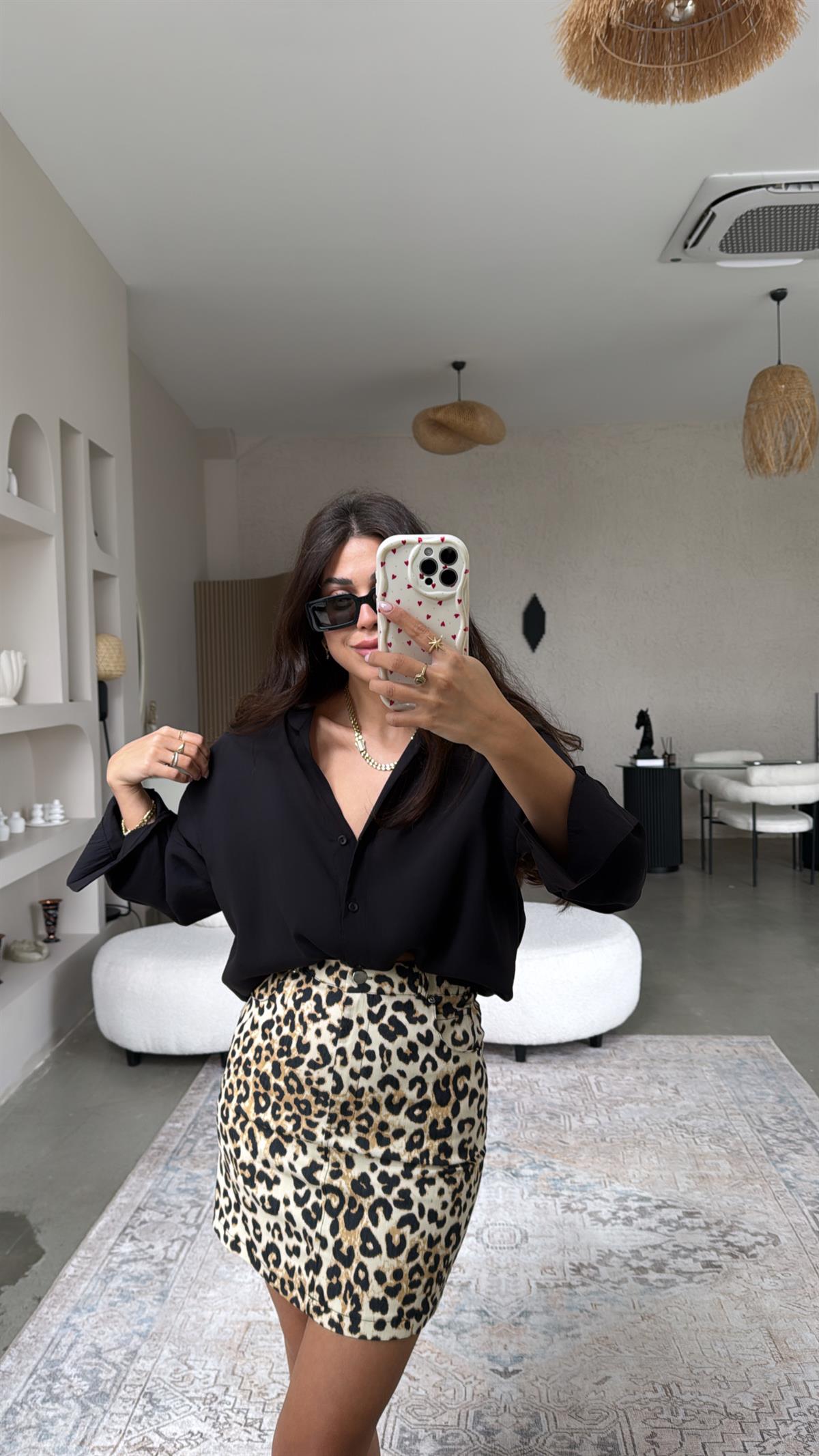 Leopar Jean Etek