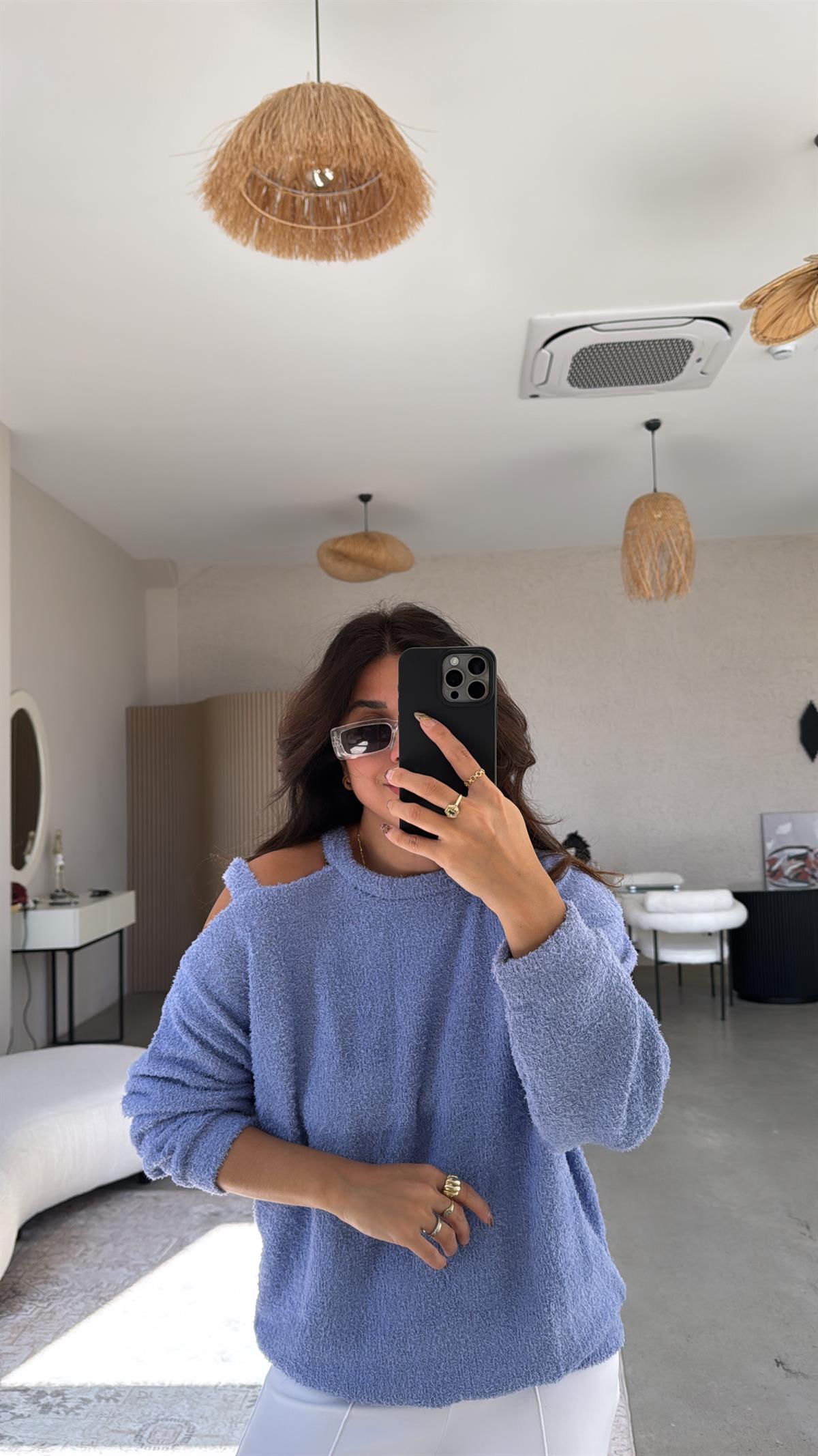 Lila Dokulu Omuz Detaylı Triko