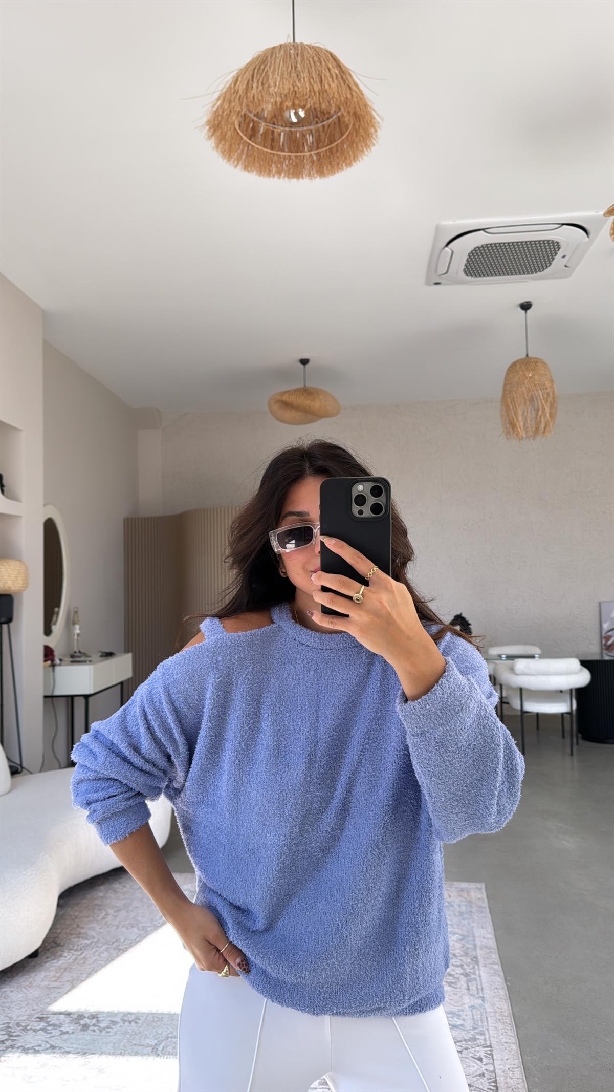 Lila Dokulu Omuz Detaylı Triko