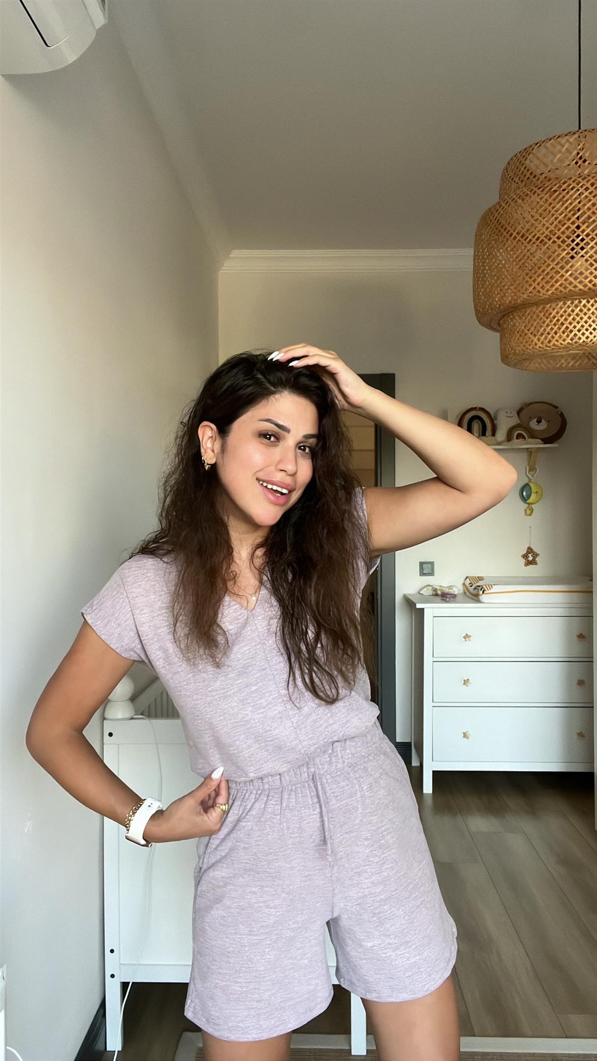 Lila V Yaka Şort Bluz Takım