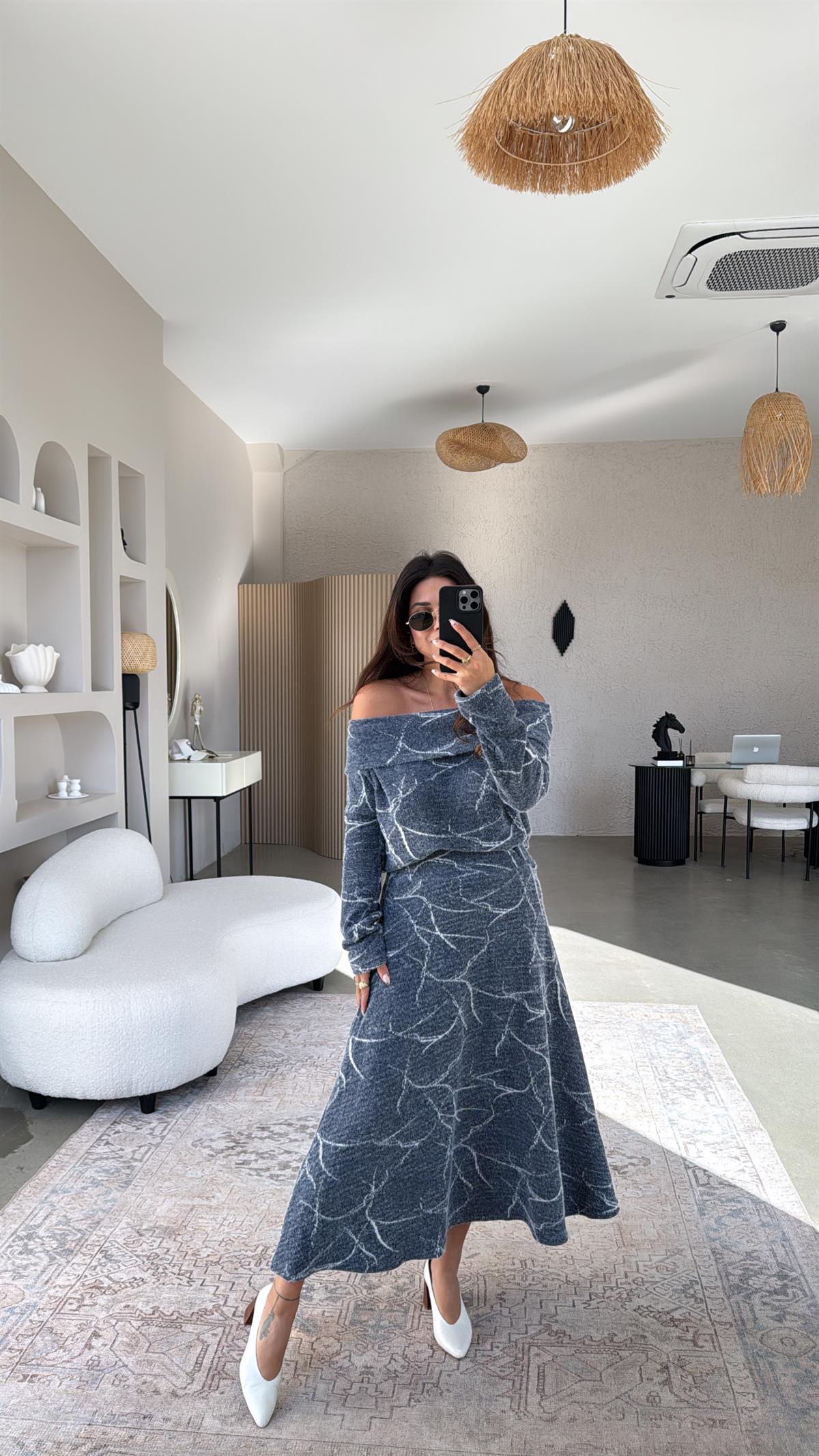 Mavi Kendinden Desenli Triko Kumaş Etek Madonna Bluz Takım